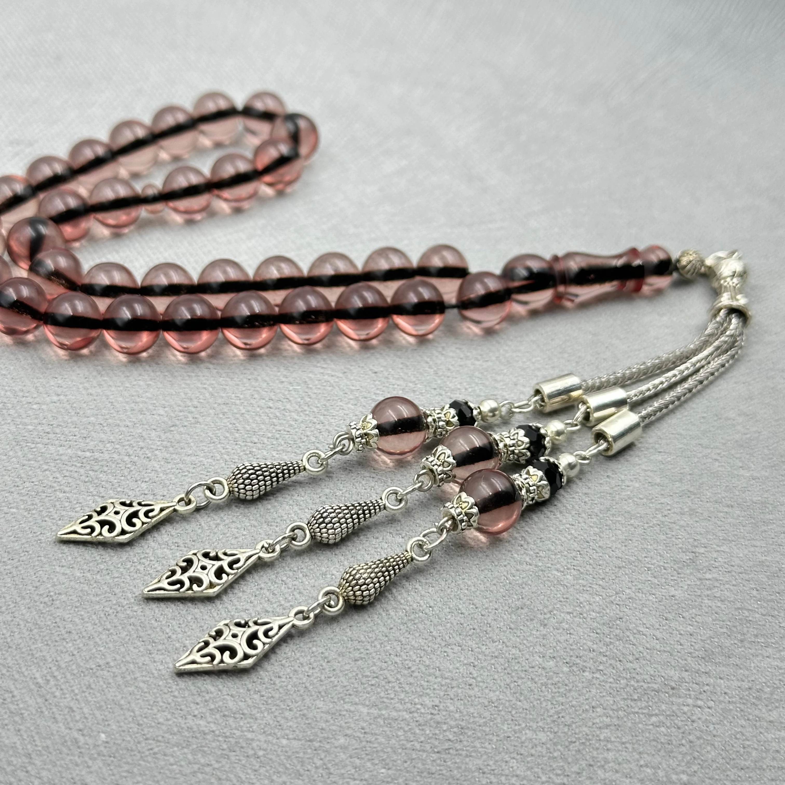 Dumanlı Gül Kurusu Şeffaf Üçlü Alpaka Püsküllü Ateş Kehribar