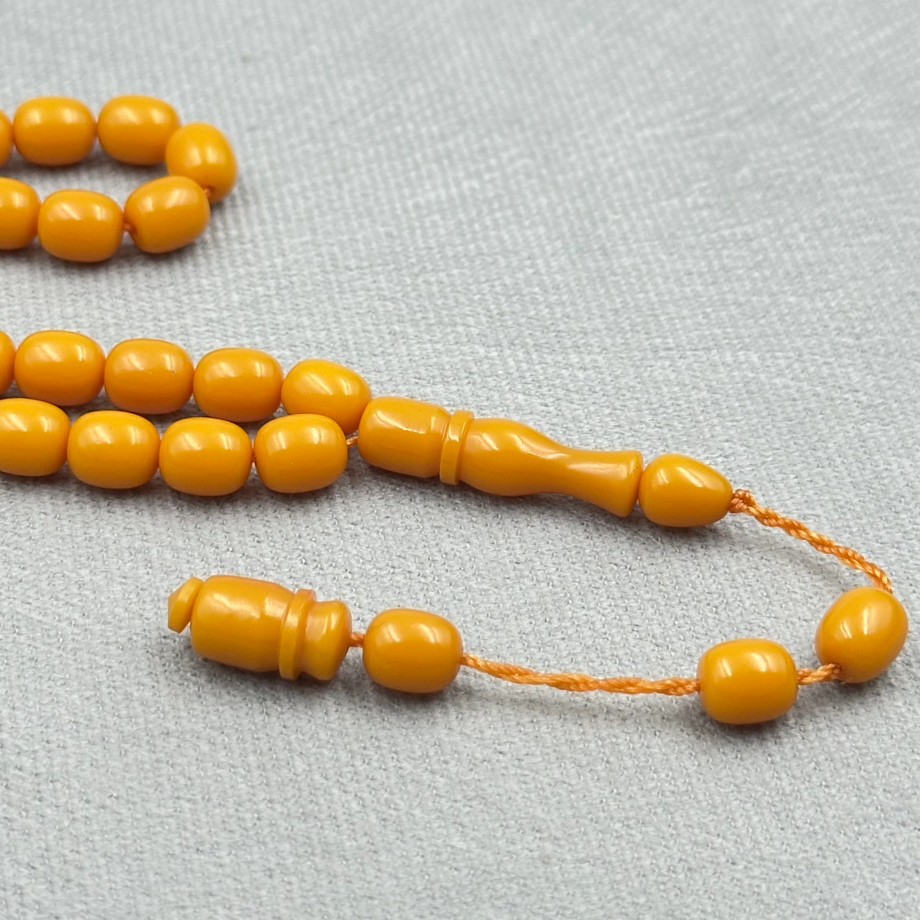 Şükrü Baba İmzalı Bal Sarısı Ton Yumurta Kesim Bilek Boy Katalin Tespih