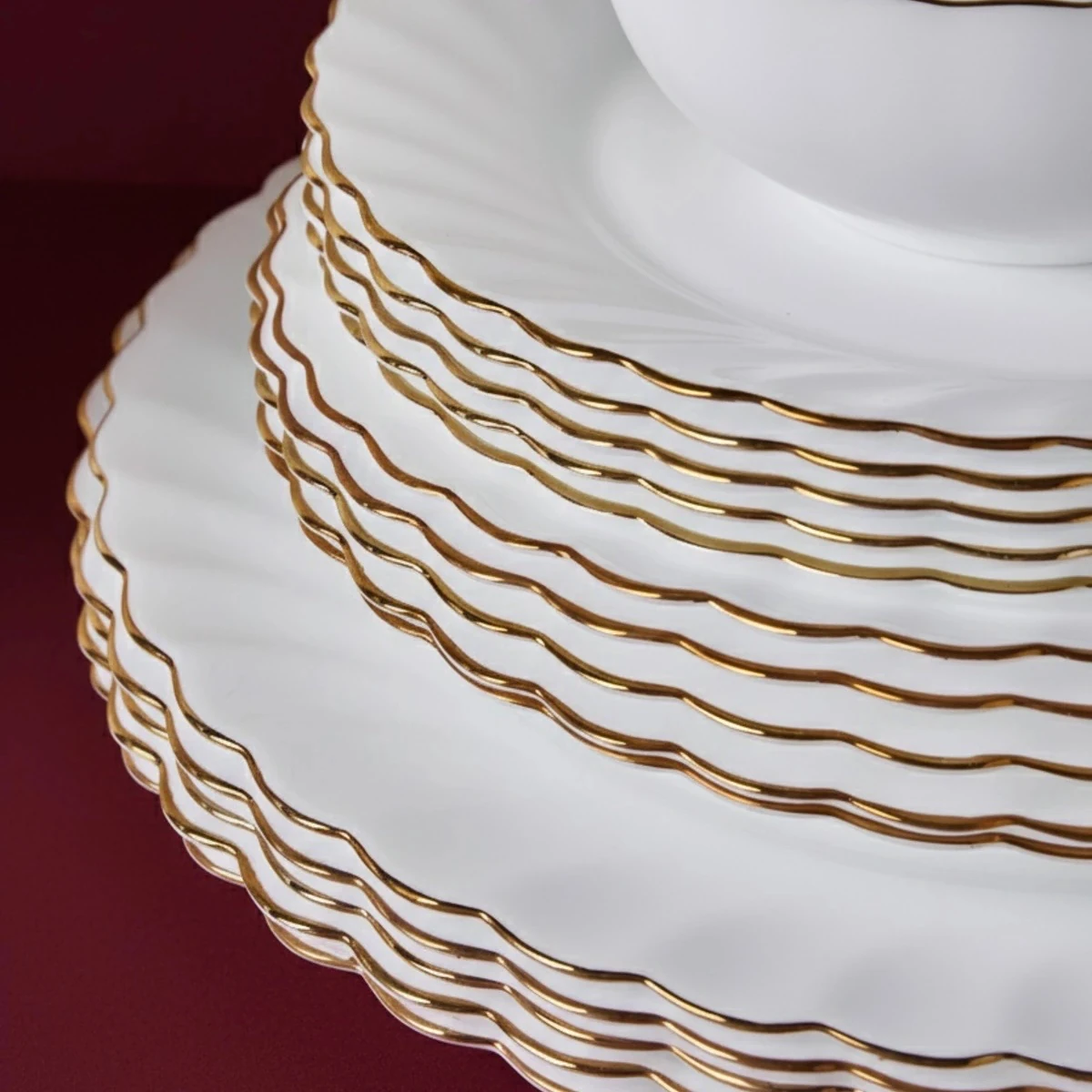 Waves Opal 24 Parça 6 Kişilik Yaldızlı Yemek Takımı