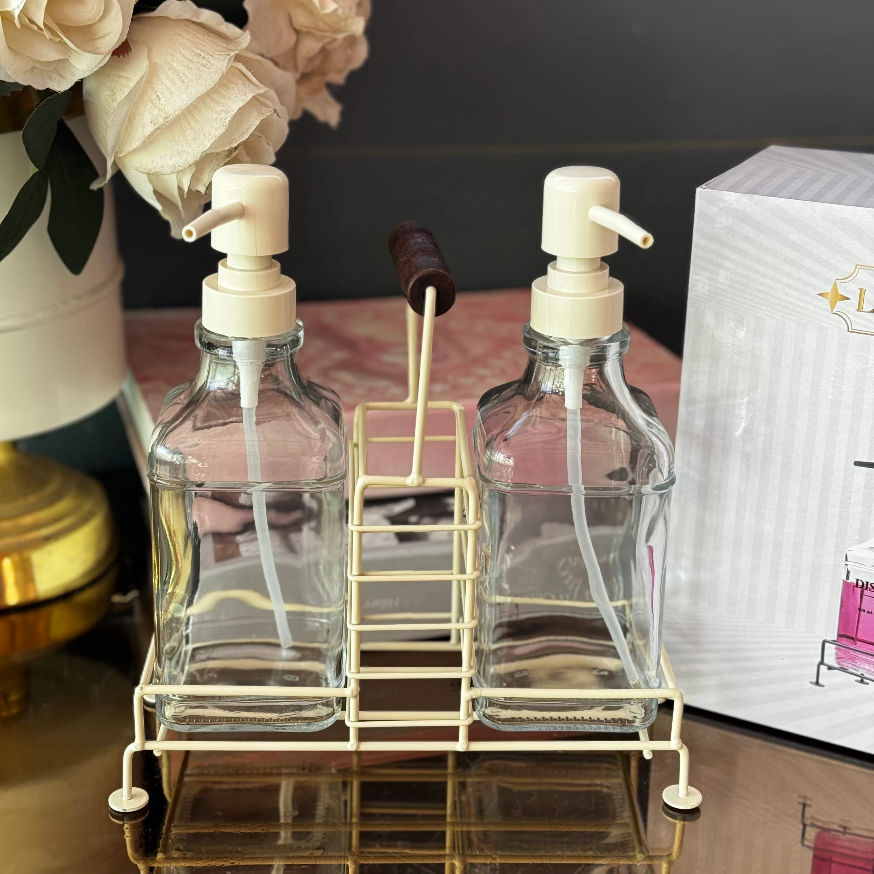 Tutmalı Beyaz Sabunluk Seti