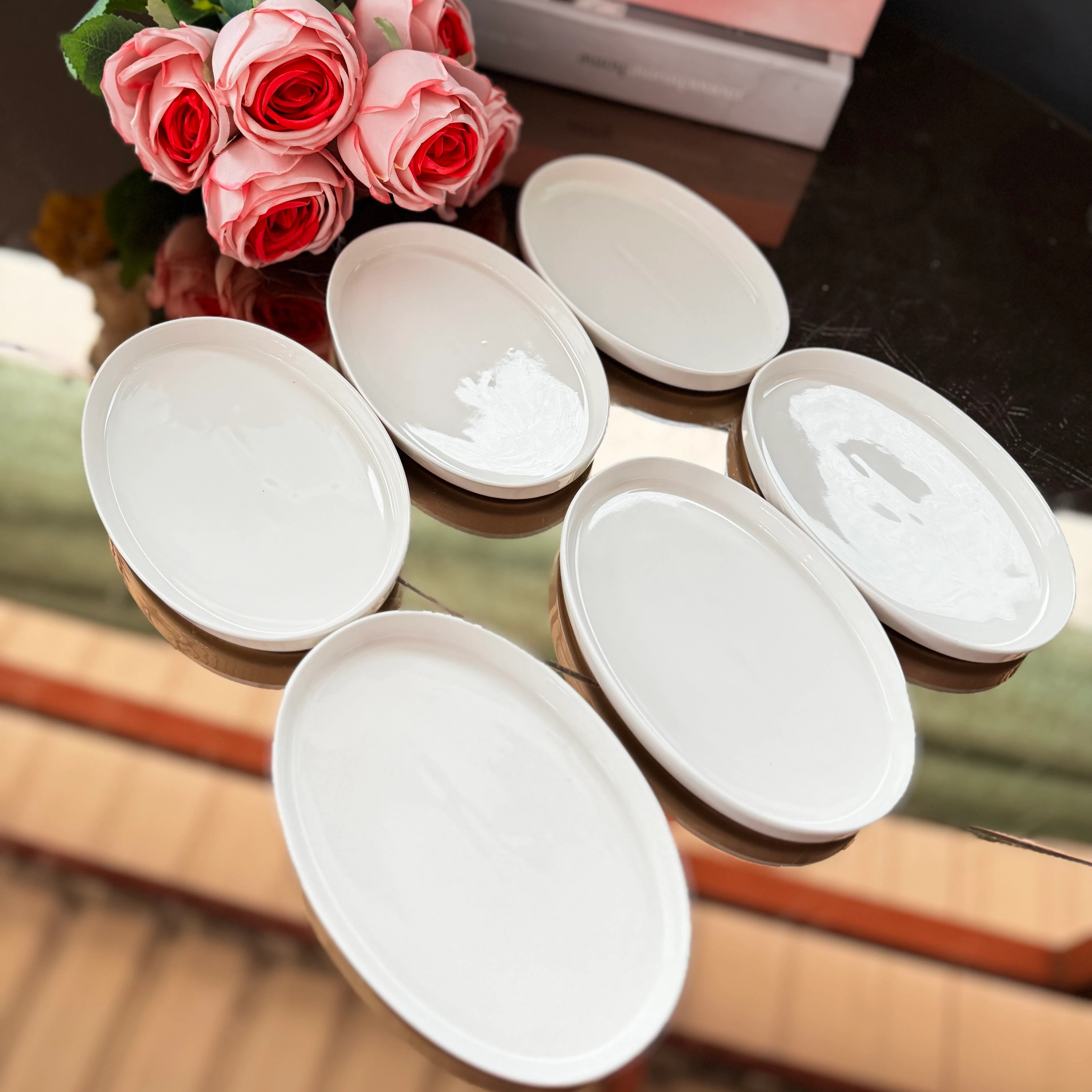 Oval Porselen Sunumluk