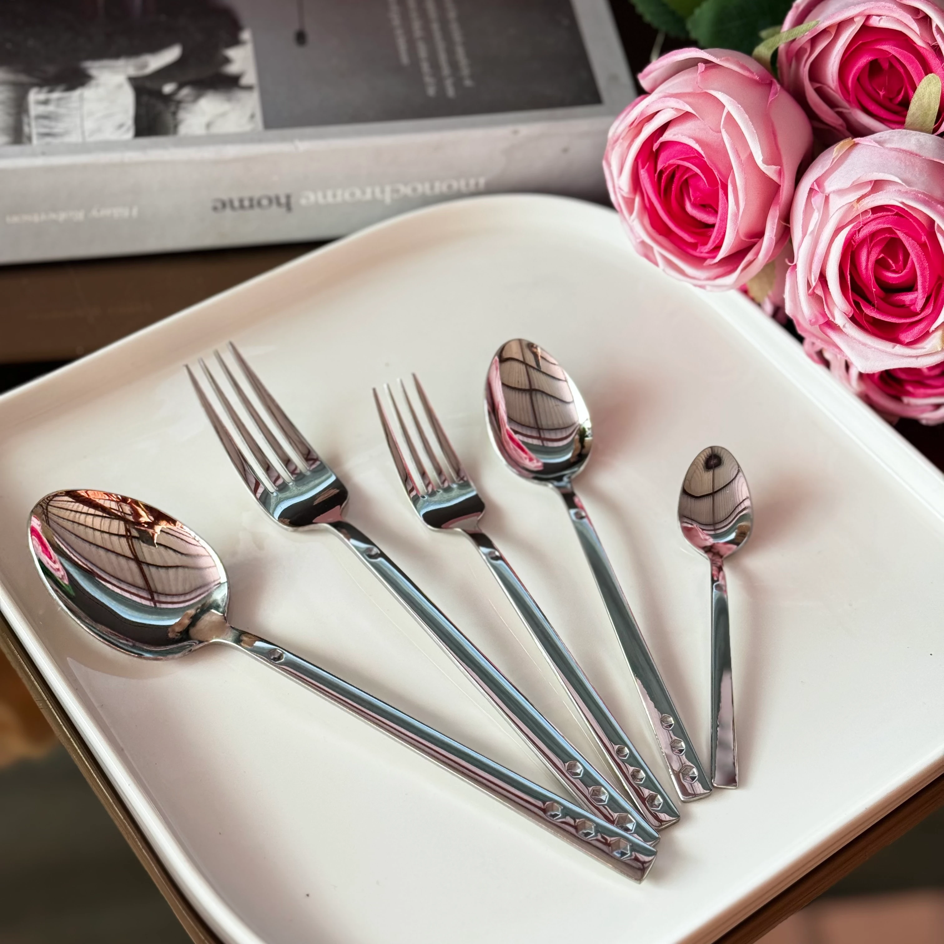 Elart 60 Parça Çatal Kaşık Takımı Model 1