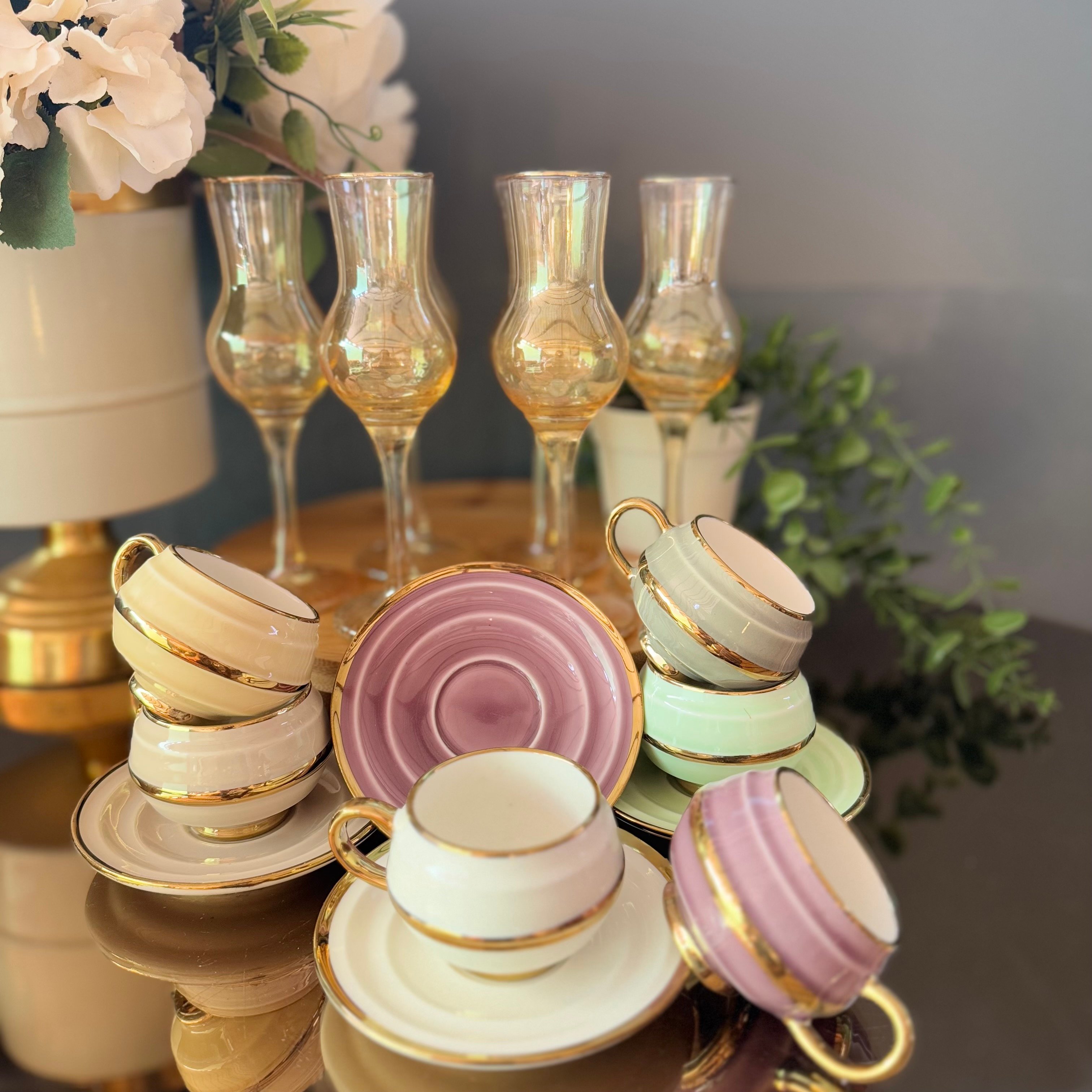 Soft Gold Çizgili Sunum Takımı 