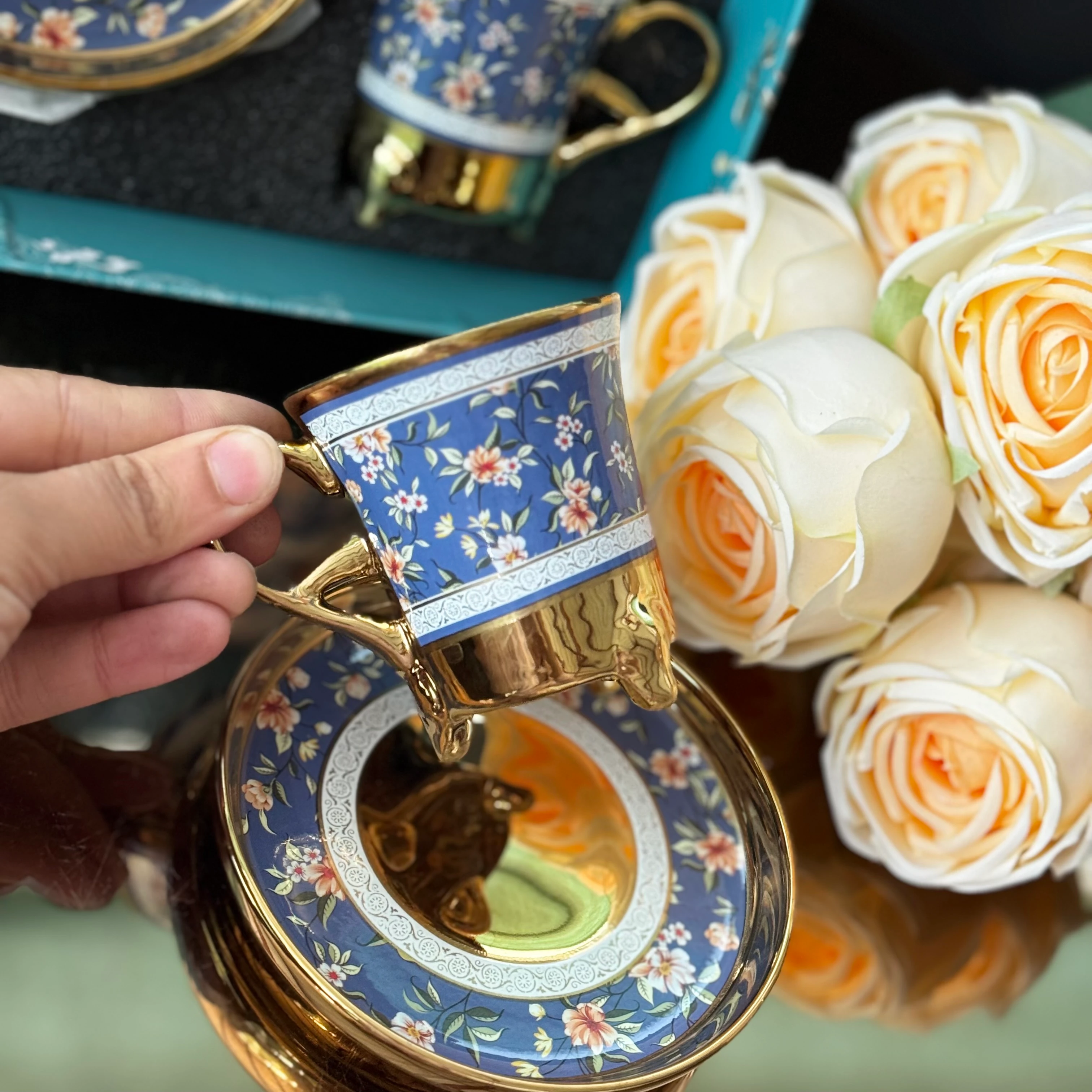 Tasarım Denim Çiçekler Fincan Takımı