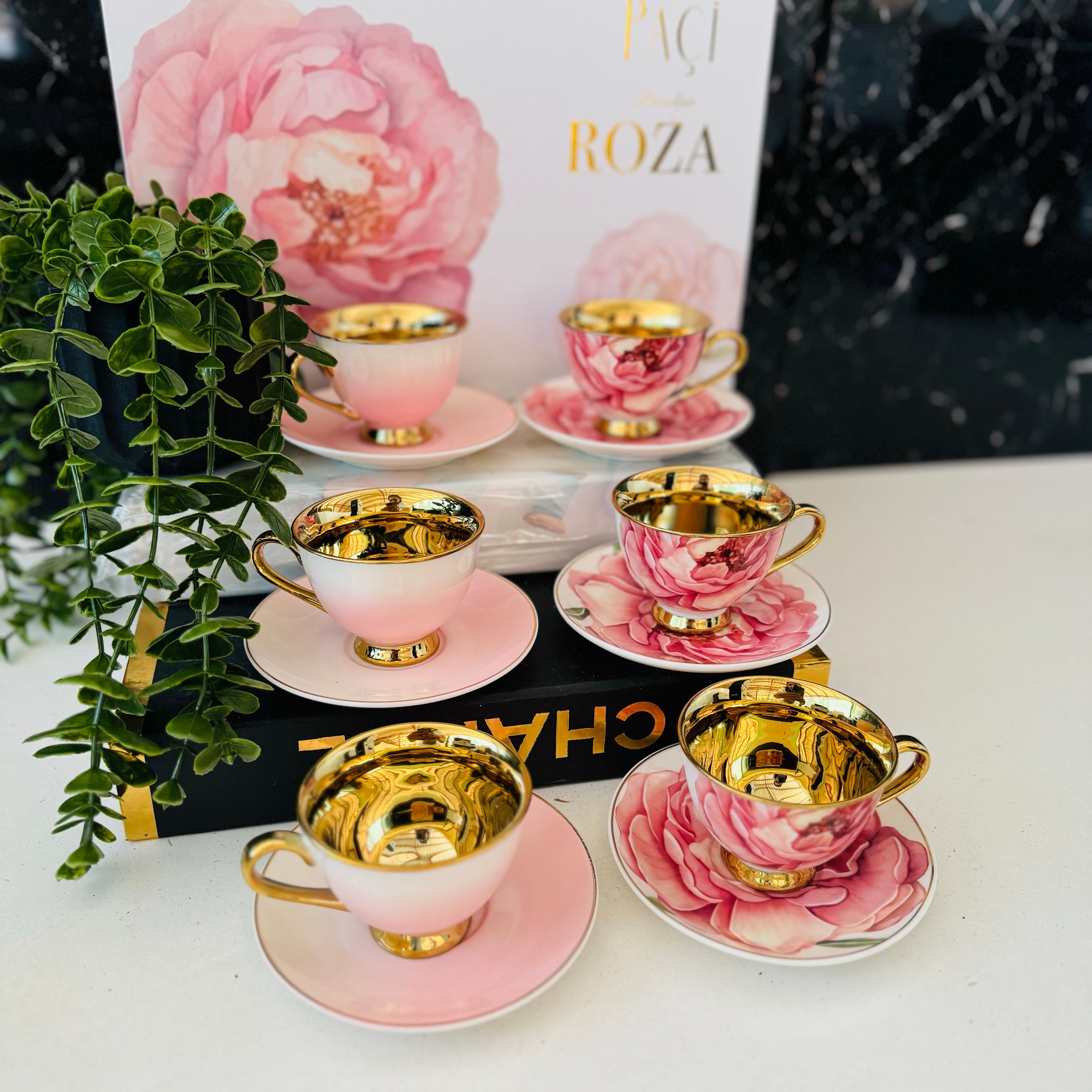 Pembe Güllü  İçi Gold Fİncan Takımı 