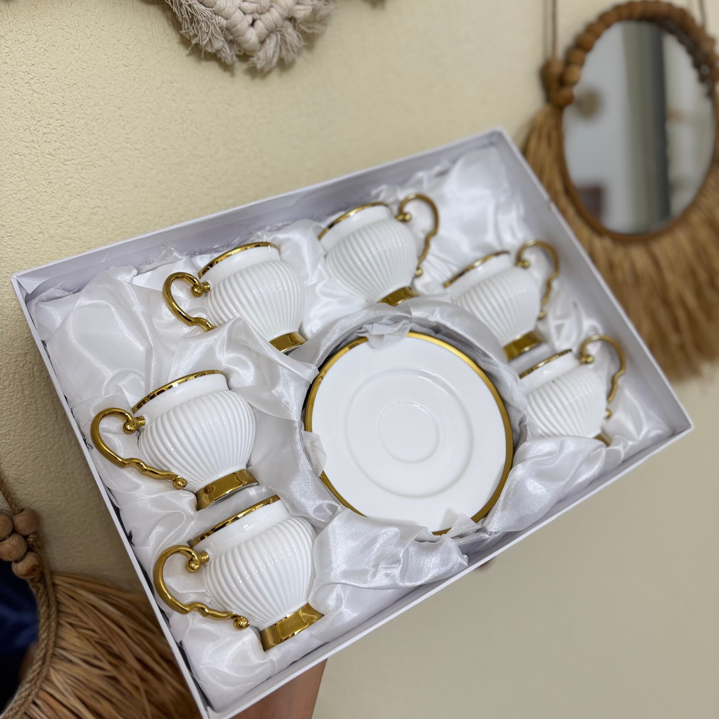 Pinteres Gold Fincanı