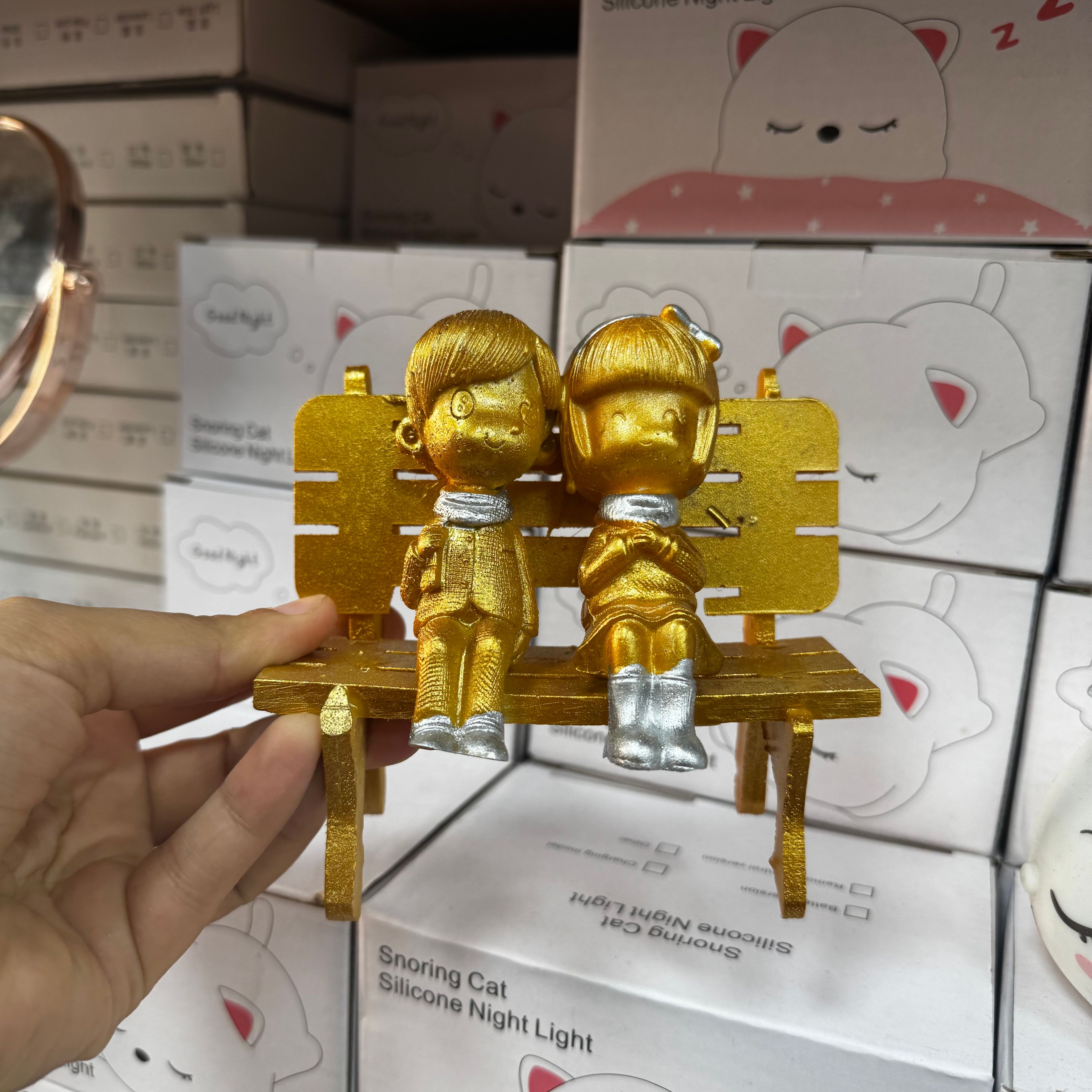Gold Oturanlar Biblo