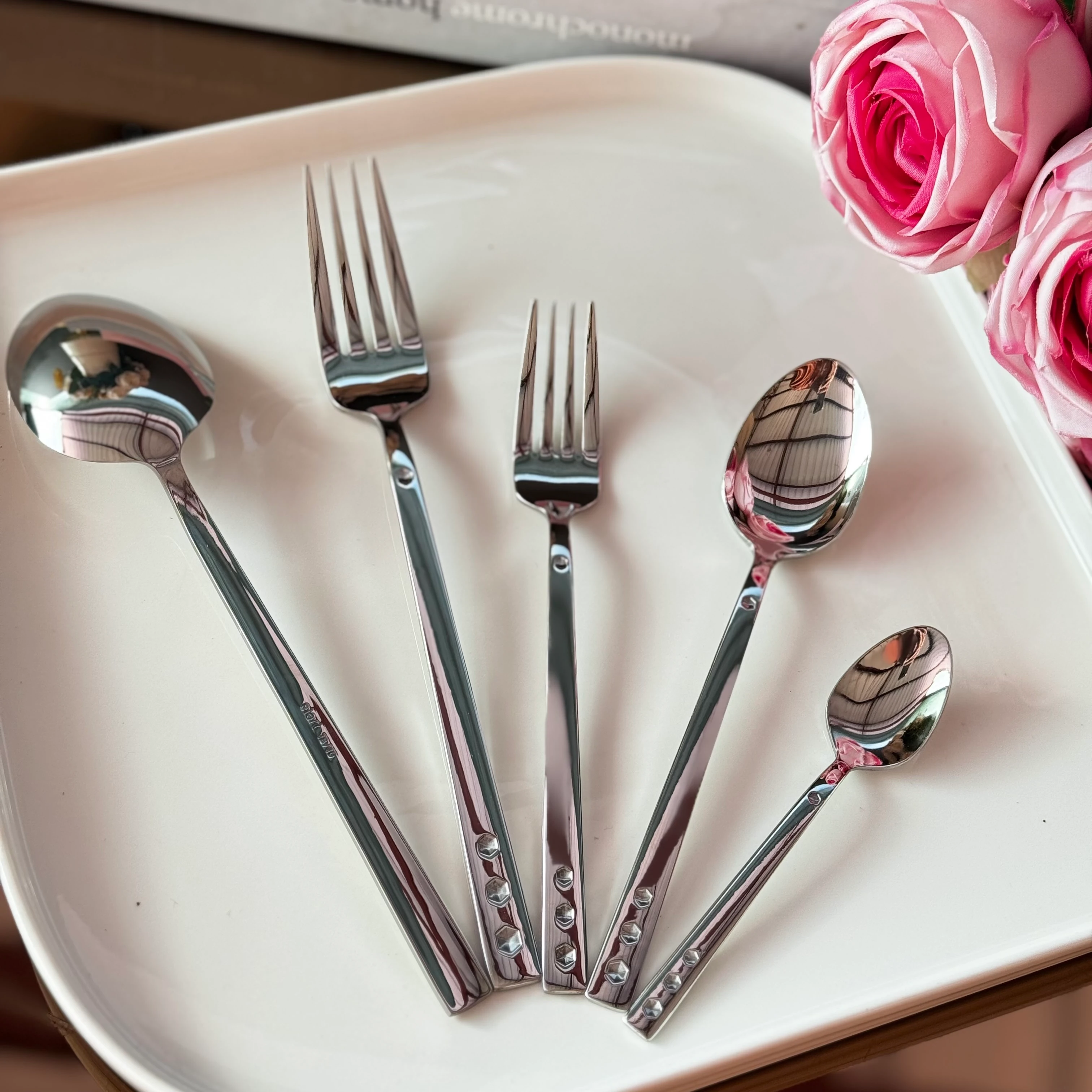 Elart 60 Parça Çatal Kaşık Takımı Model 1