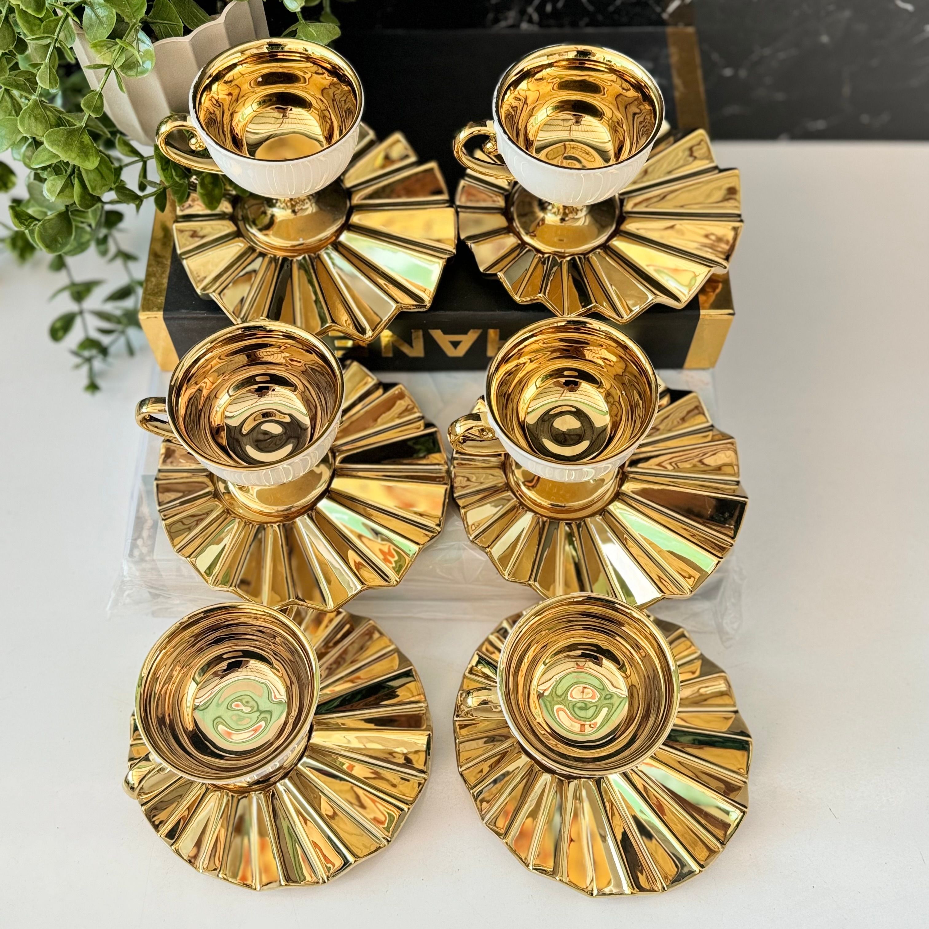 Yelpaze Gold Ayaklı Fincan Takımı