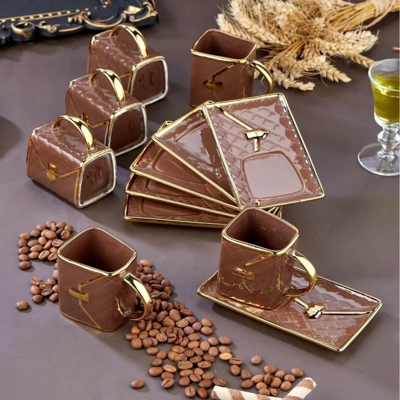 Kahve Çanta Fincan Takımı