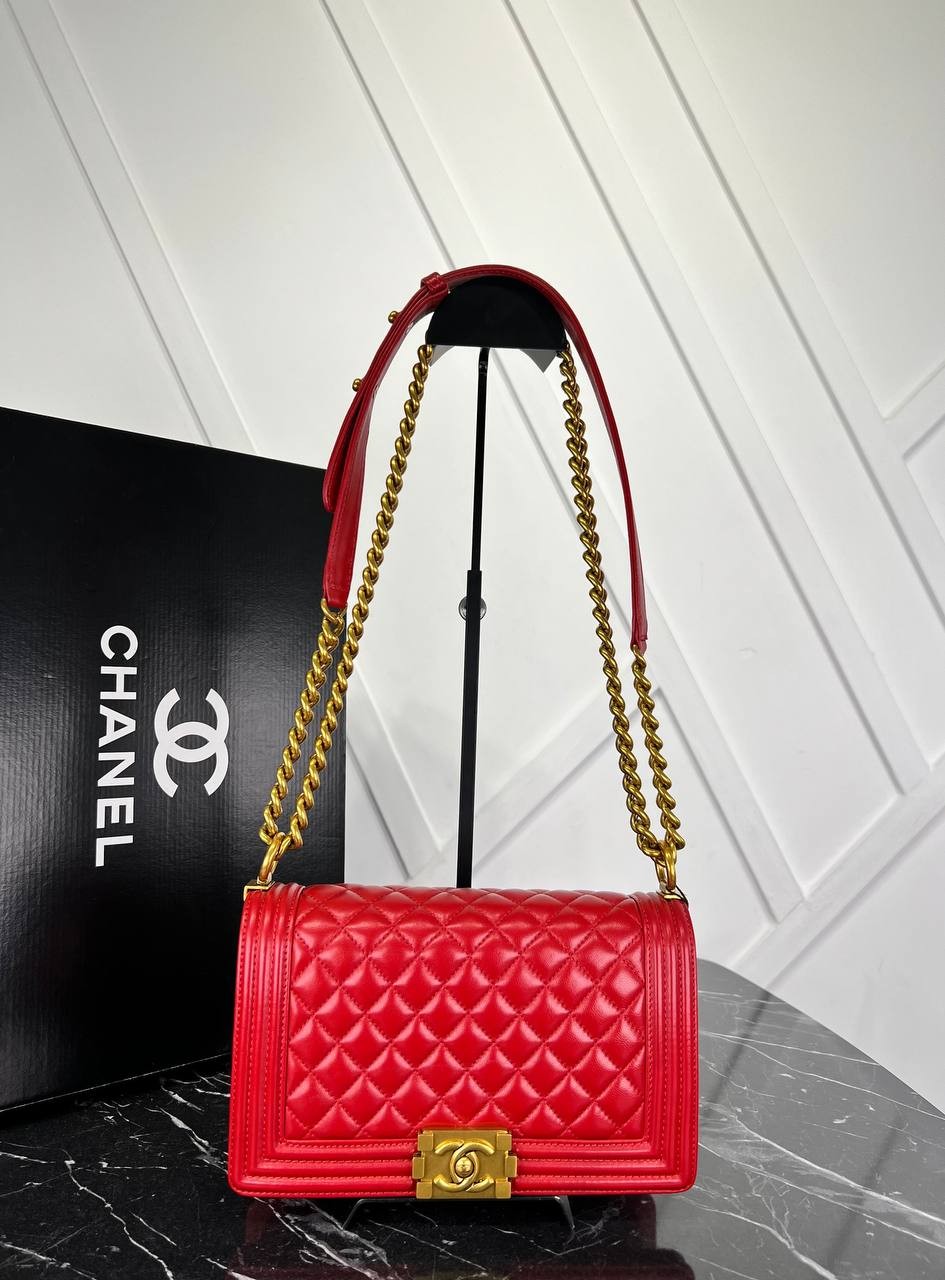 Picture of Black Quilted New Medium Bag - Red & Gold