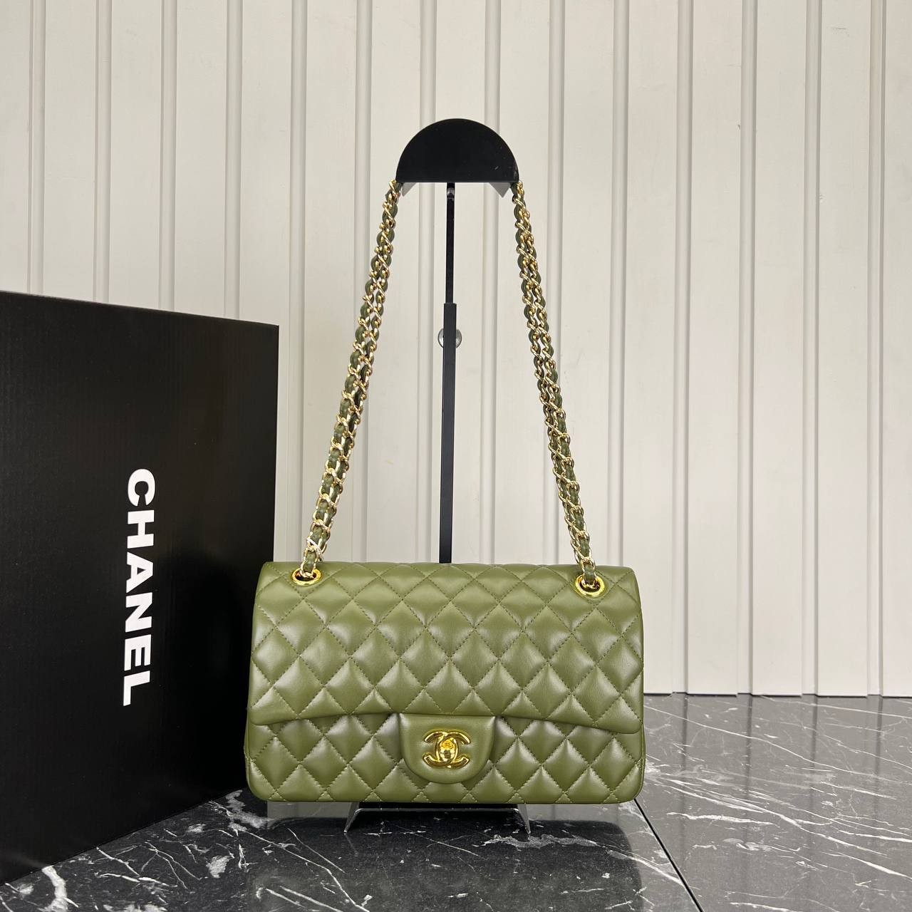 Picture of 2.55 Cappitone Classic Flap Bag  - Khaki