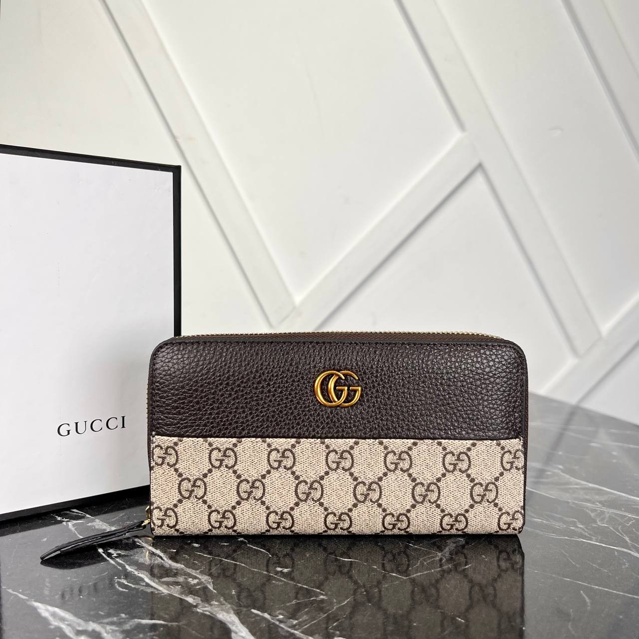 Picture of GG Marmont Wallet - Black