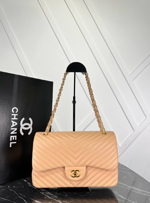 Picture of 3.55 Classic Chevron Double Flap Bag - Beige