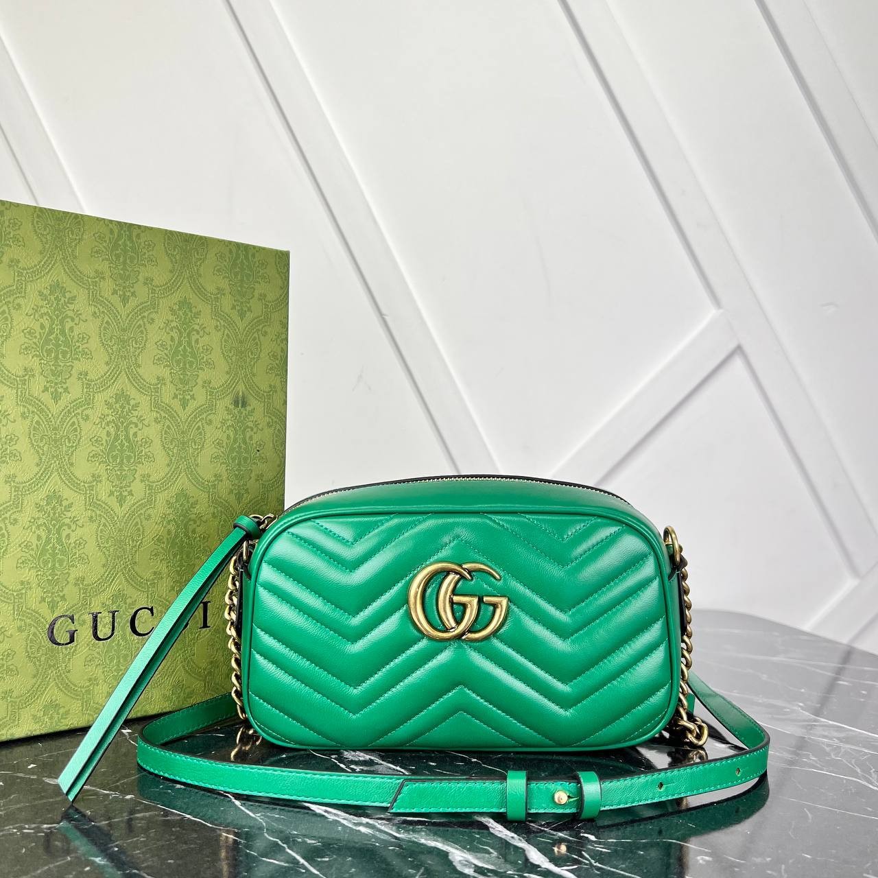 Picture of Marmont Bag - Green