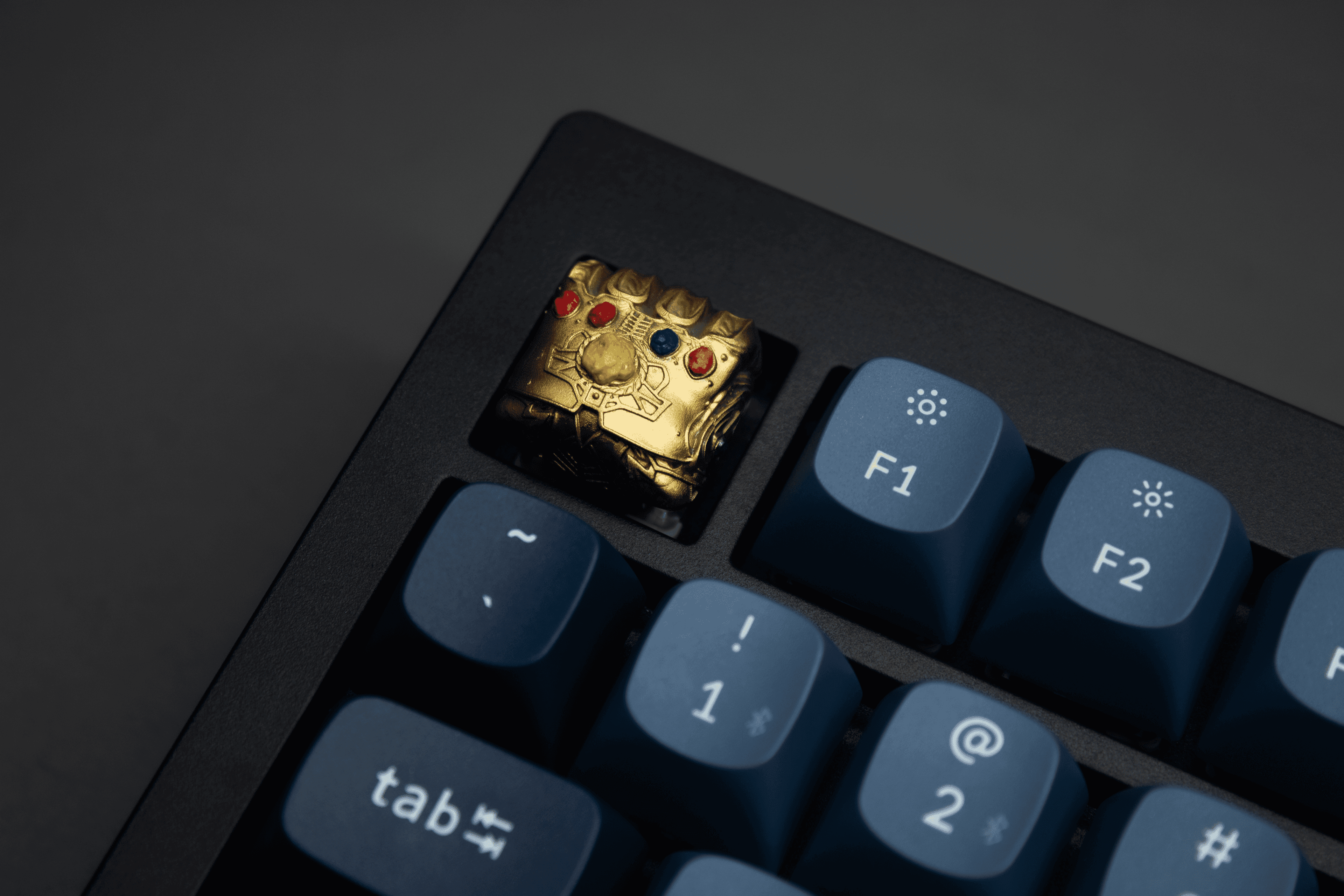 Thanos Eldiven Keycap