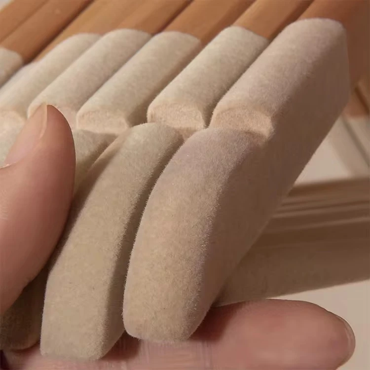 Naturel  Ahşap Kıyafet Ve Elbise Askısı Premium Özel Kadife Kaplama