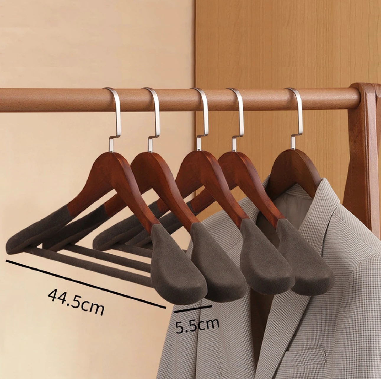 Ceviz  Ahşap Ceket Ve Palto Askısı Premium Özel Kadife Kaplama  - SİLVER KANCA