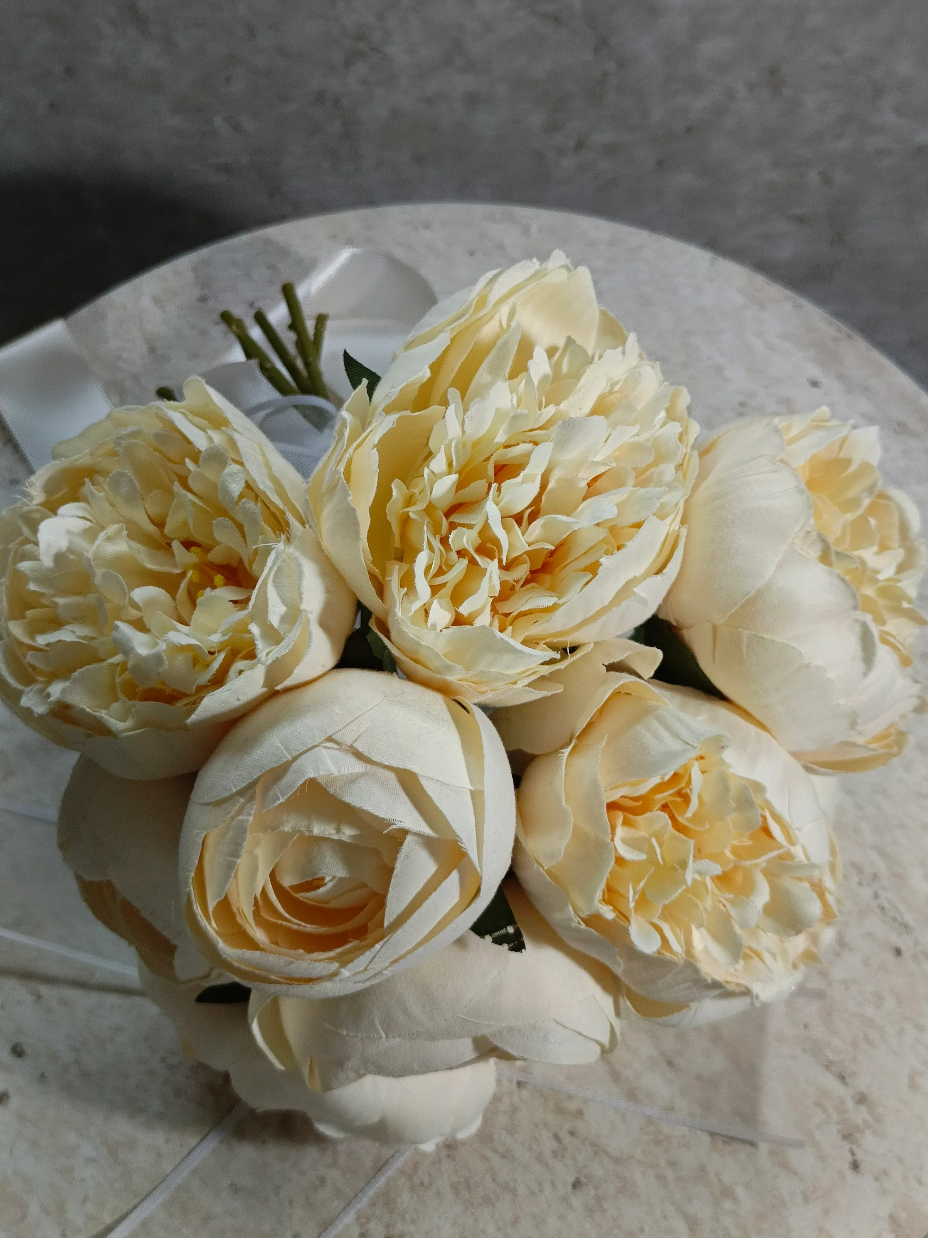 LYON Gelin Çiçeği