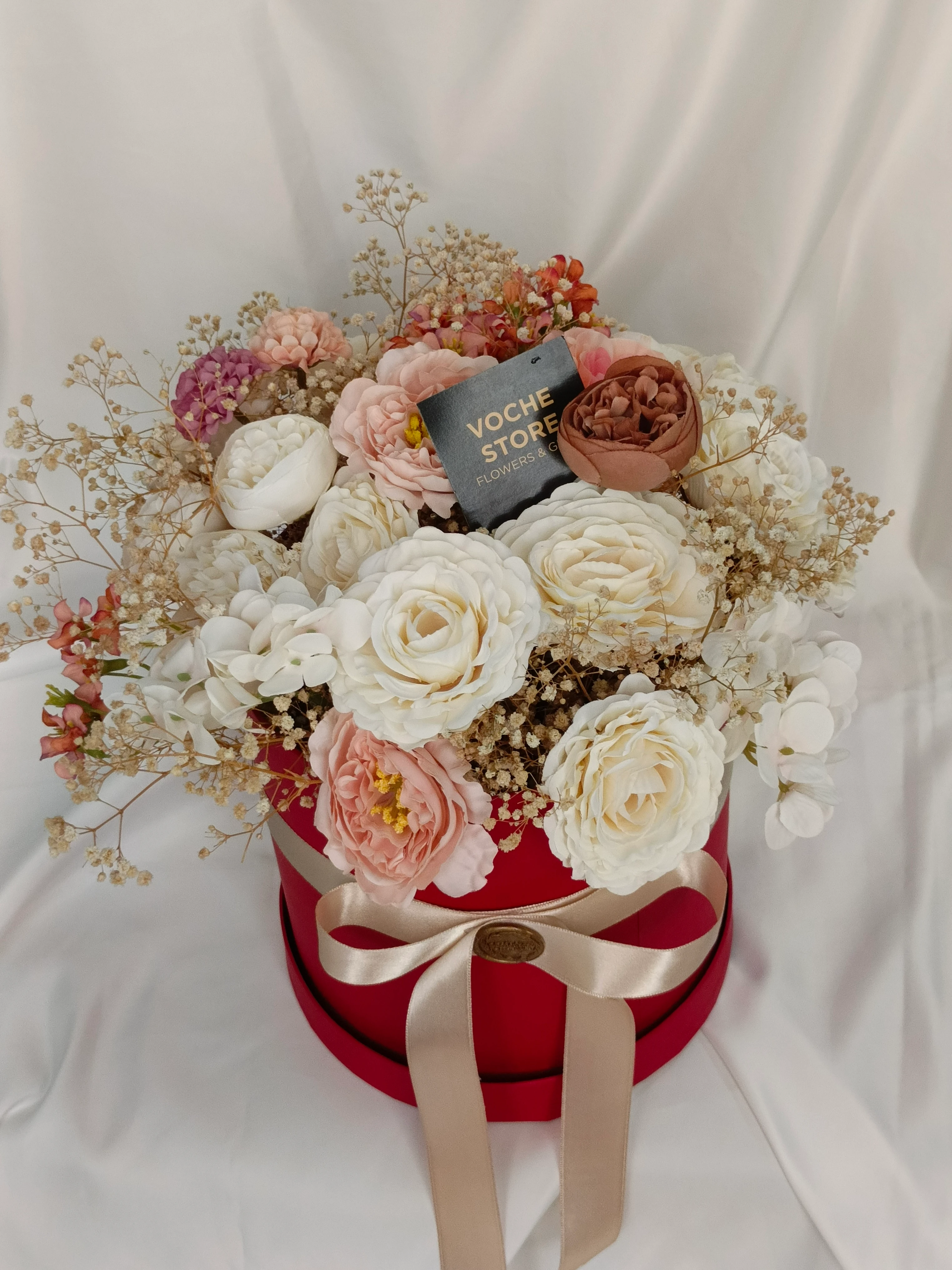 Élégance Éternelle-"Ebedi Zarafet"