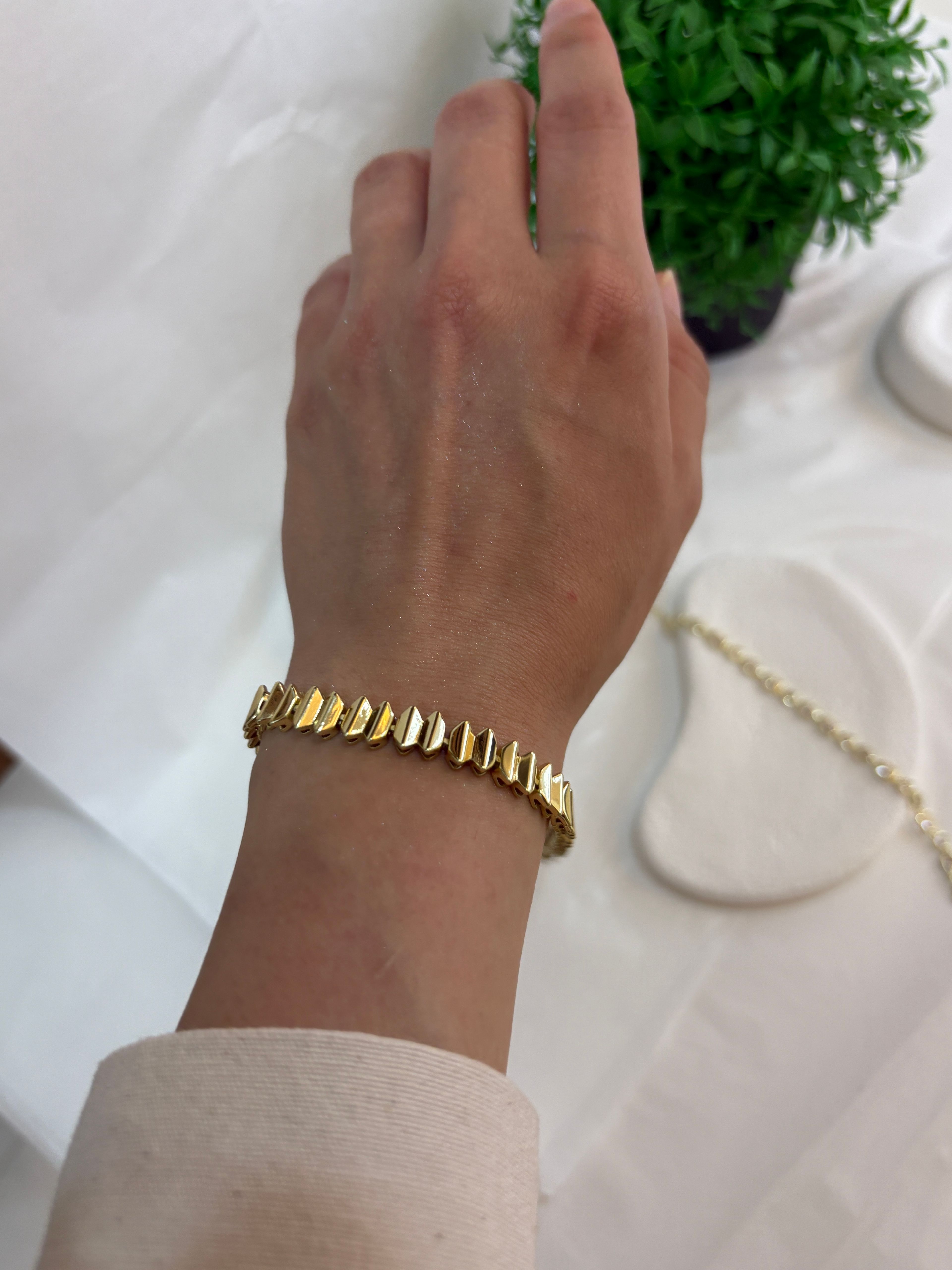ARROW LUXE ~ BİLEKLİK