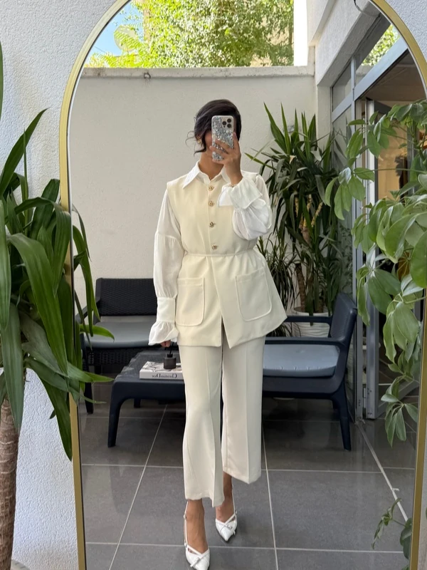 Ekru Gold Düğme Yelek Pantolon İkili Takım