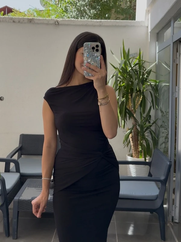 Siyah Sandy Belden Düğüm Elbise