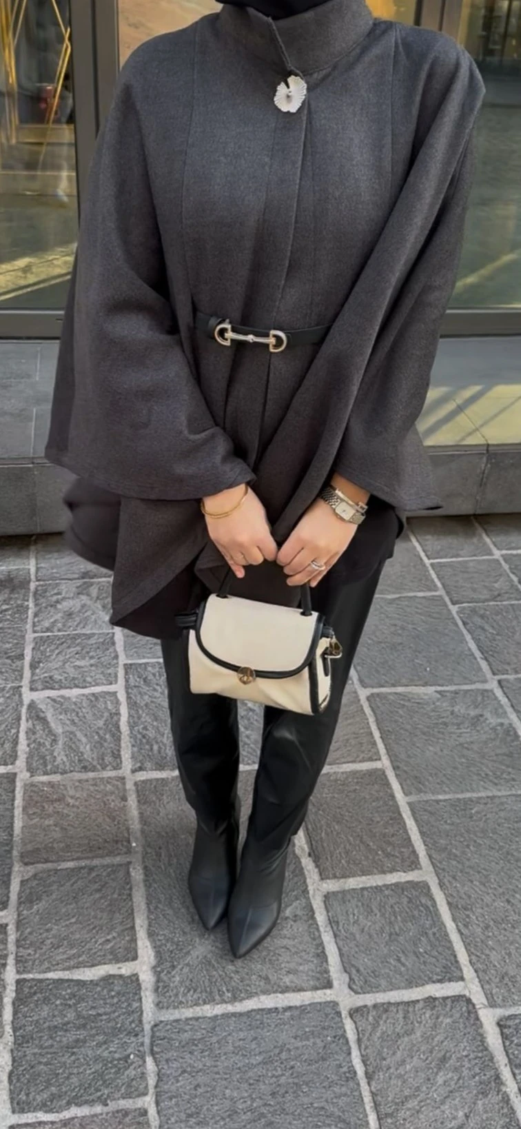 GRİ PANÇO PELERİN