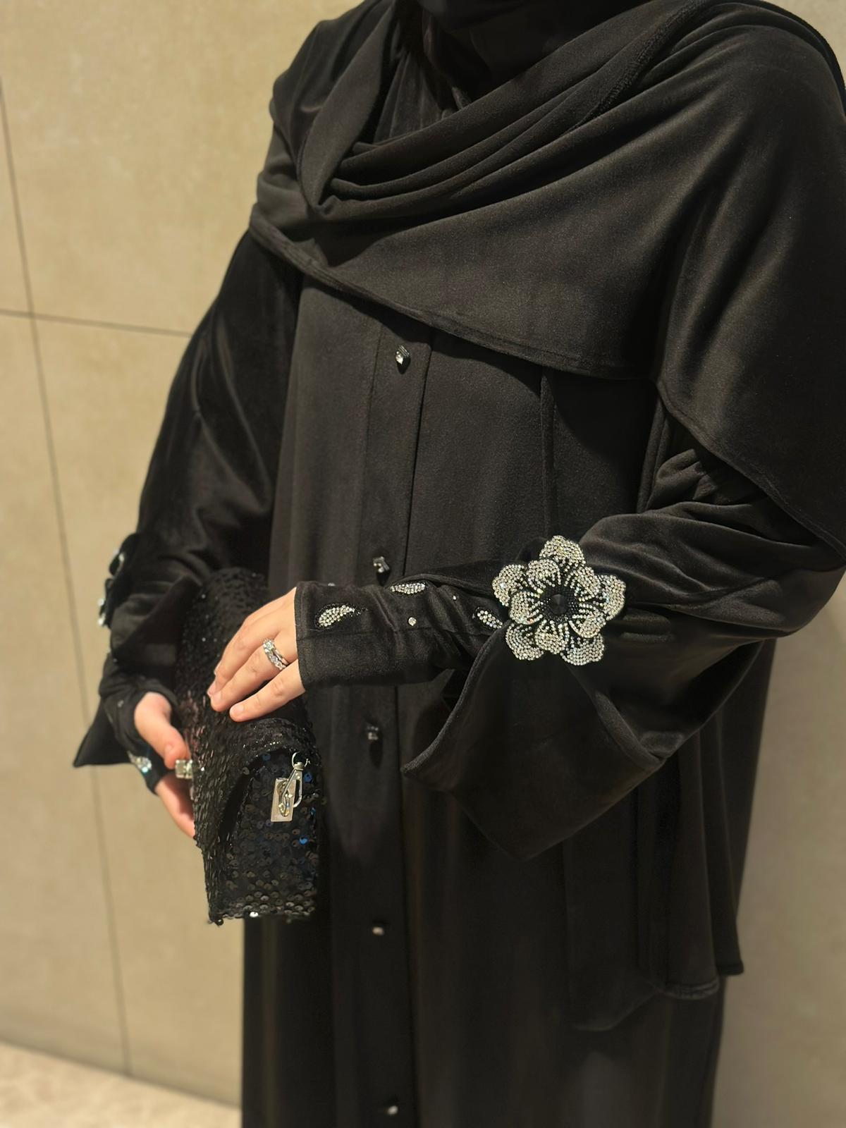 KADİFE ELDİVENLİ FERACE