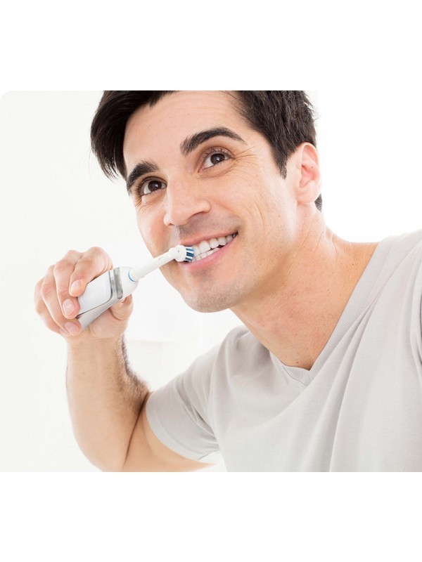 Oral-B Pro 750 Şarj Diş Fırçası 3D White Pembe + Seyahat Kabı ( 2452 )