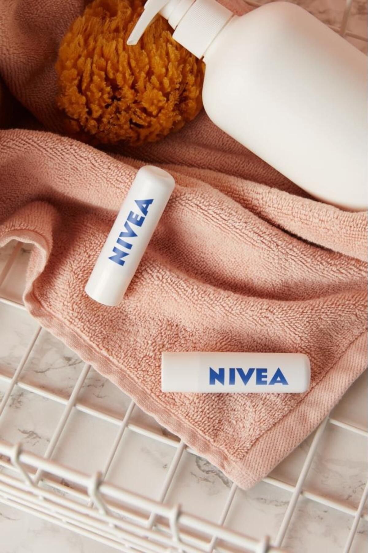 NİV.DUDAK KRM.MED REPAİR 4,8G 2118