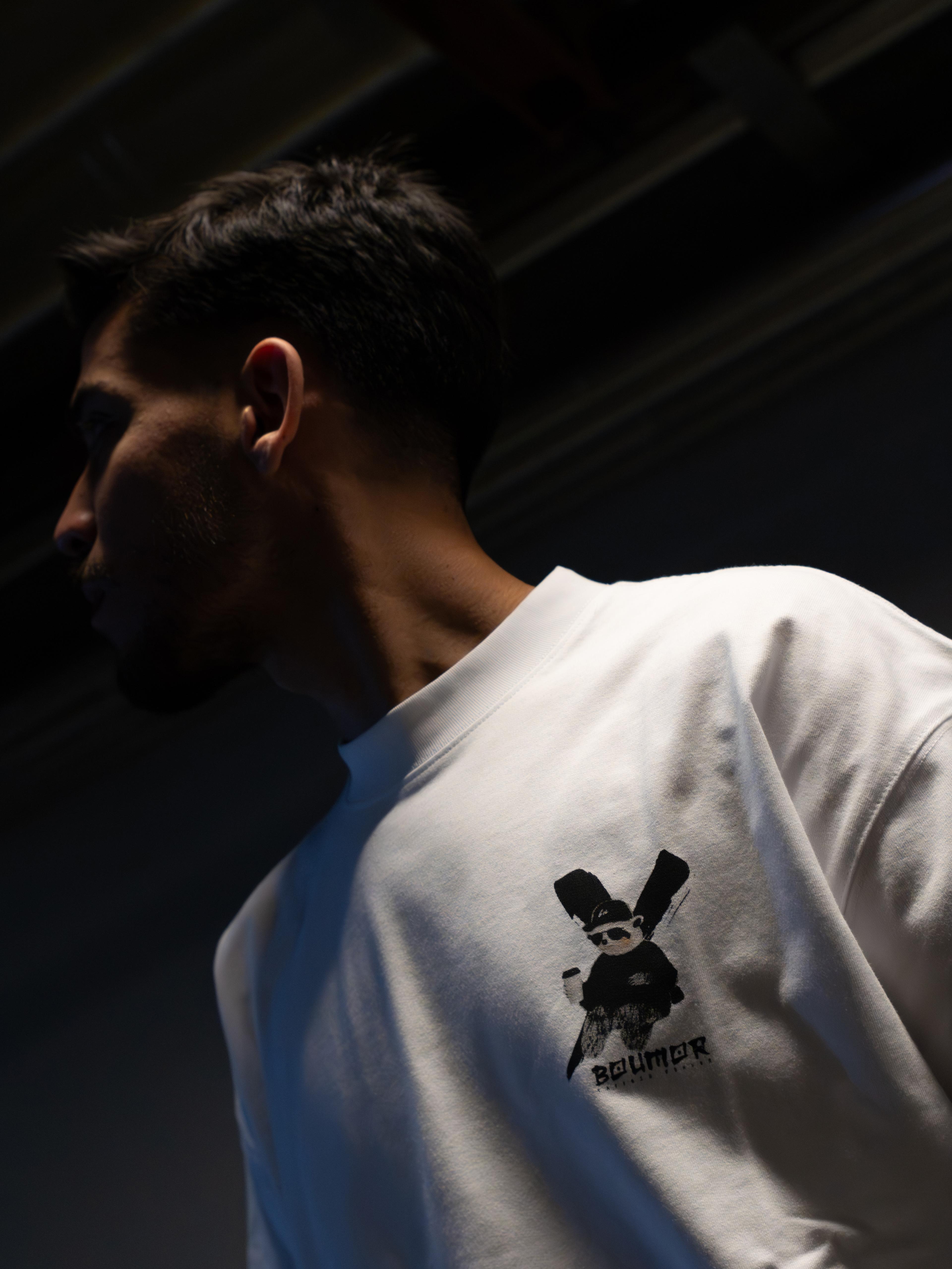 BACKYARD - WHITE BEAR OVERSIZE T-SHIRT
