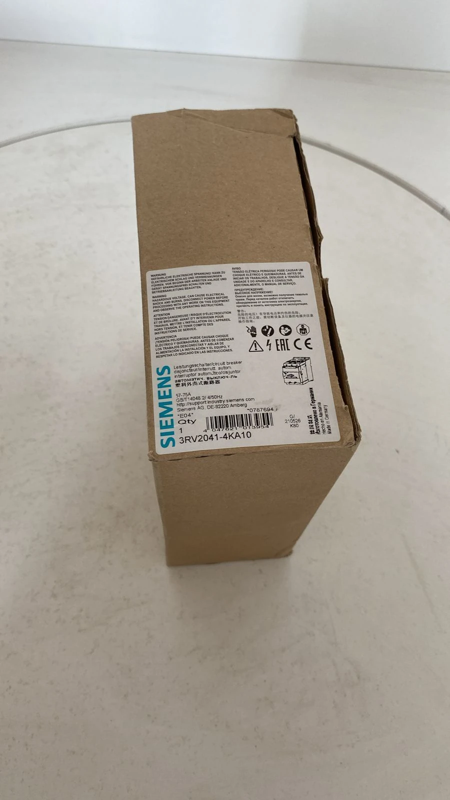 3RV2041-4KA10-Circuit breaker size S3 for motor protection, CLASS 10 A-release 57...75 A N-release 975 A screw terminal Standard switching capacity