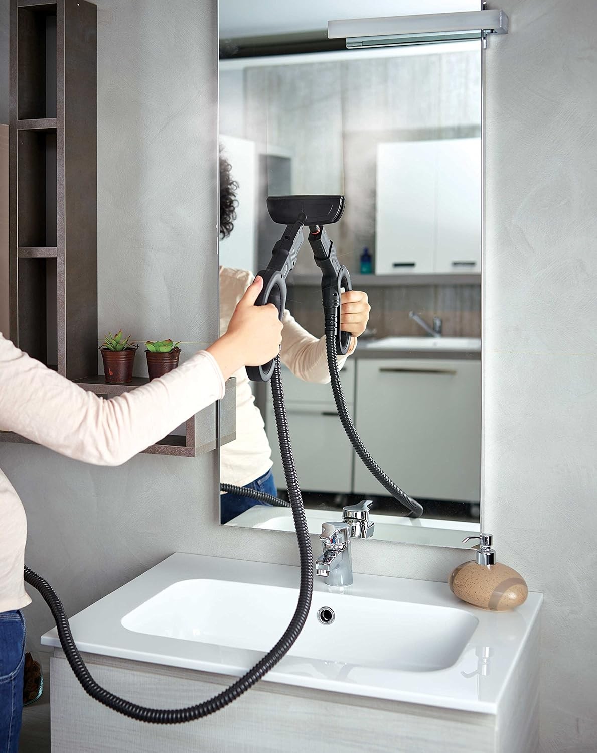 Buharlı Temizlik Makinesi Polti Vaporetto Smart 100_B – 4 Bar Basınç, Hijyenik Temizlik, Hızlı Isınma  
