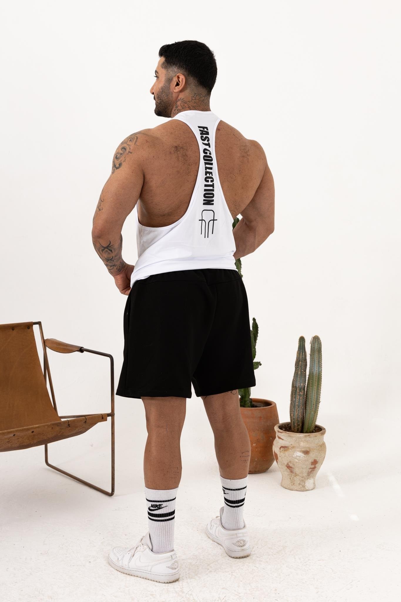 Erkek Beyaz Oversize Atlet – Fast Collection Logo Baskılı Sporcu Kesim