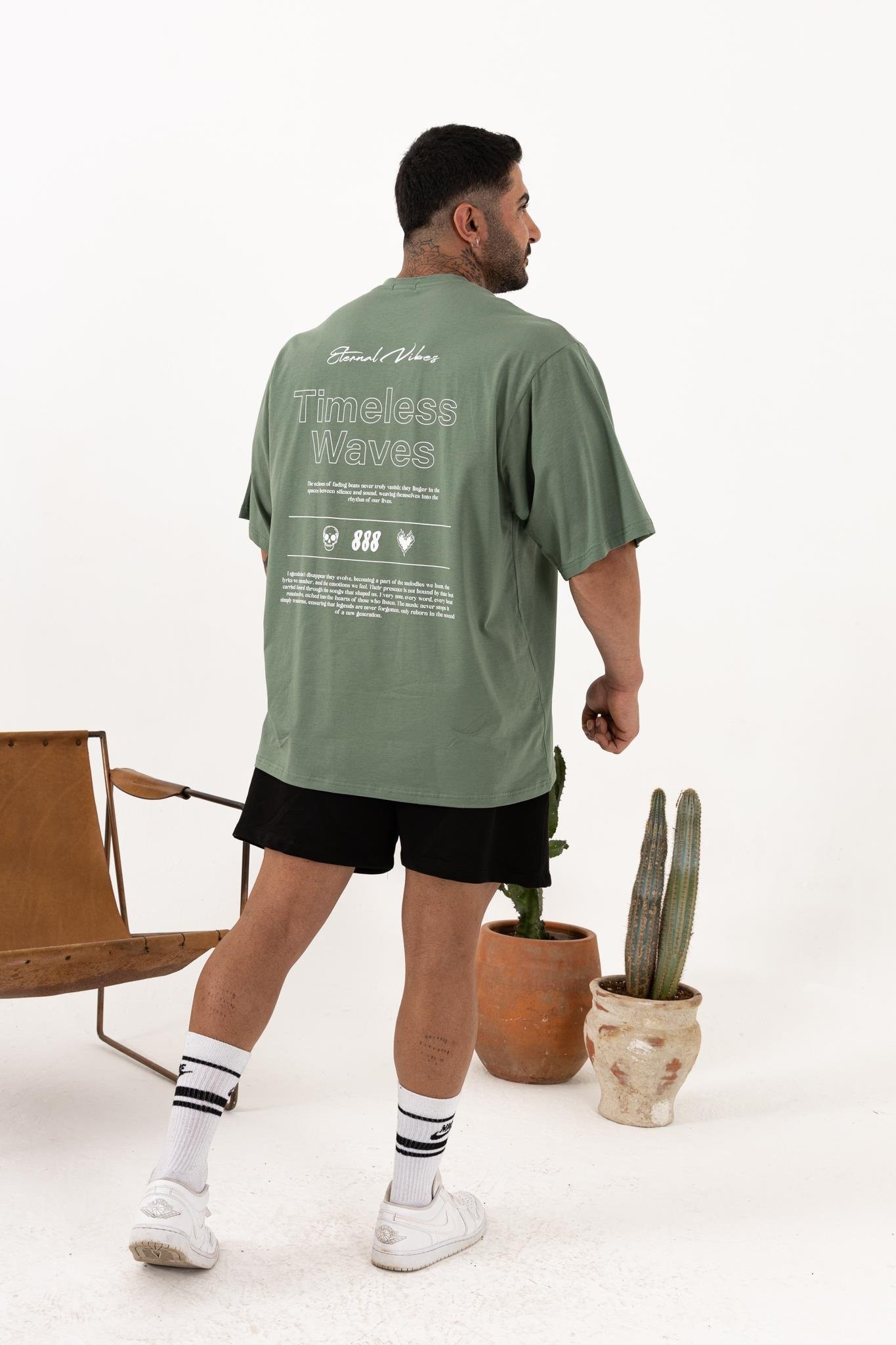 Timeless Waves Yeşil Oversize T-Shirt – Erkek Günlük Stil %100 Pamuk