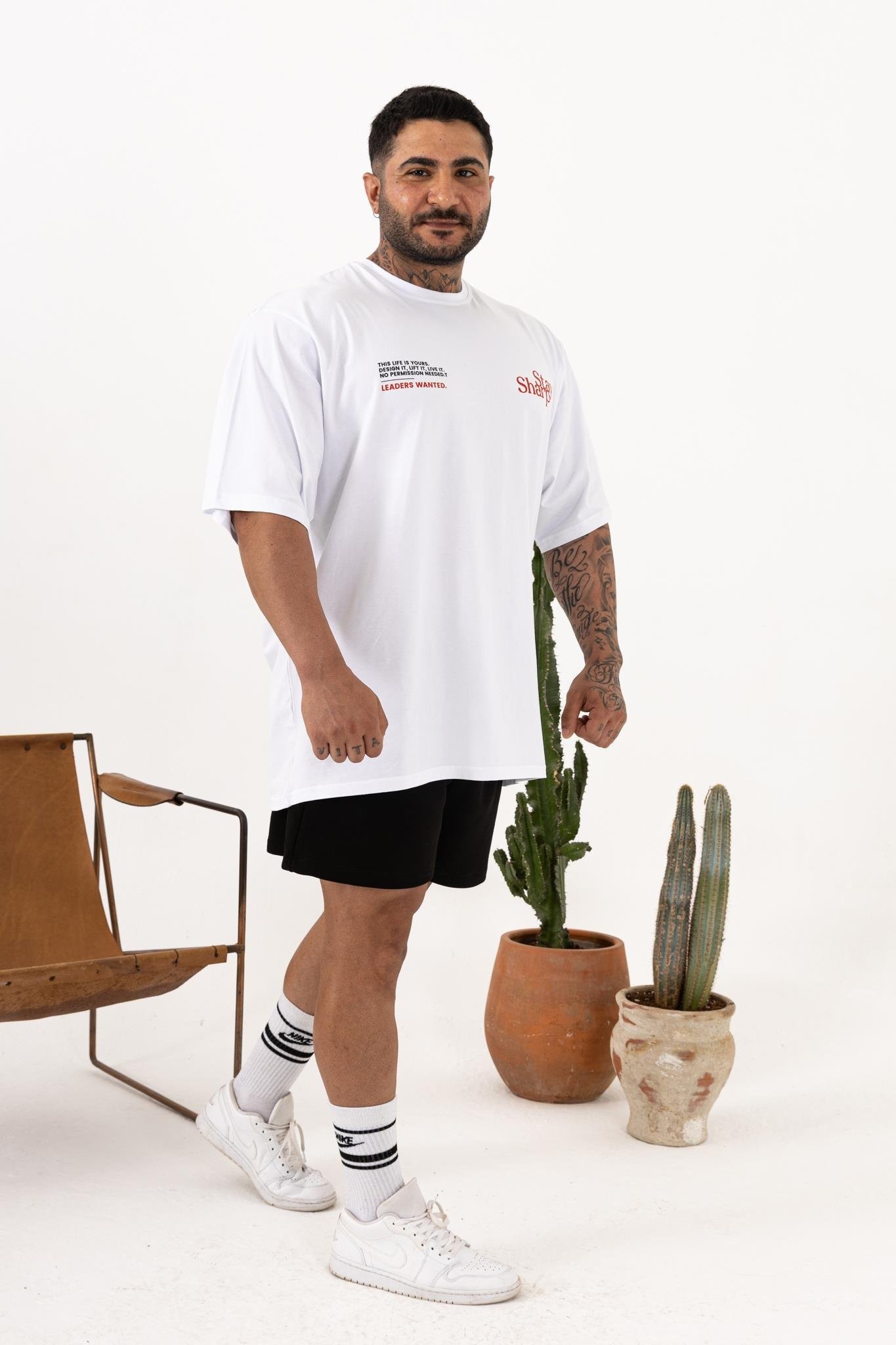 Stay Sharp Oversize Beyaz T-Shirt – Erkek Günlük ve Spor Giyim