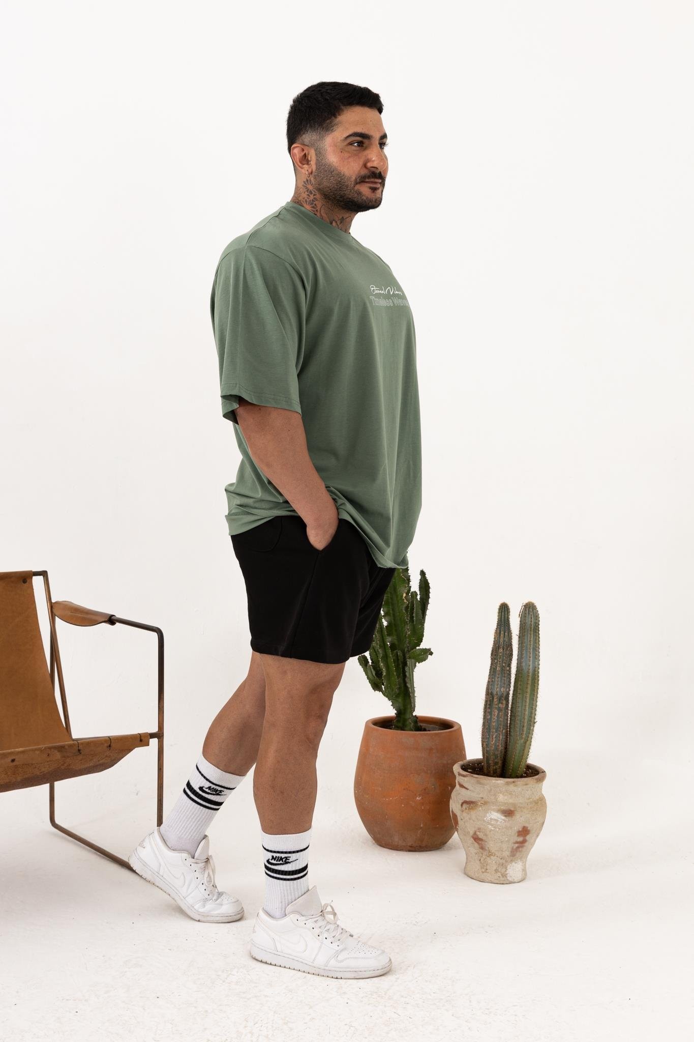 Timeless Waves Yeşil Oversize T-Shirt – Erkek Günlük Stil %100 Pamuk