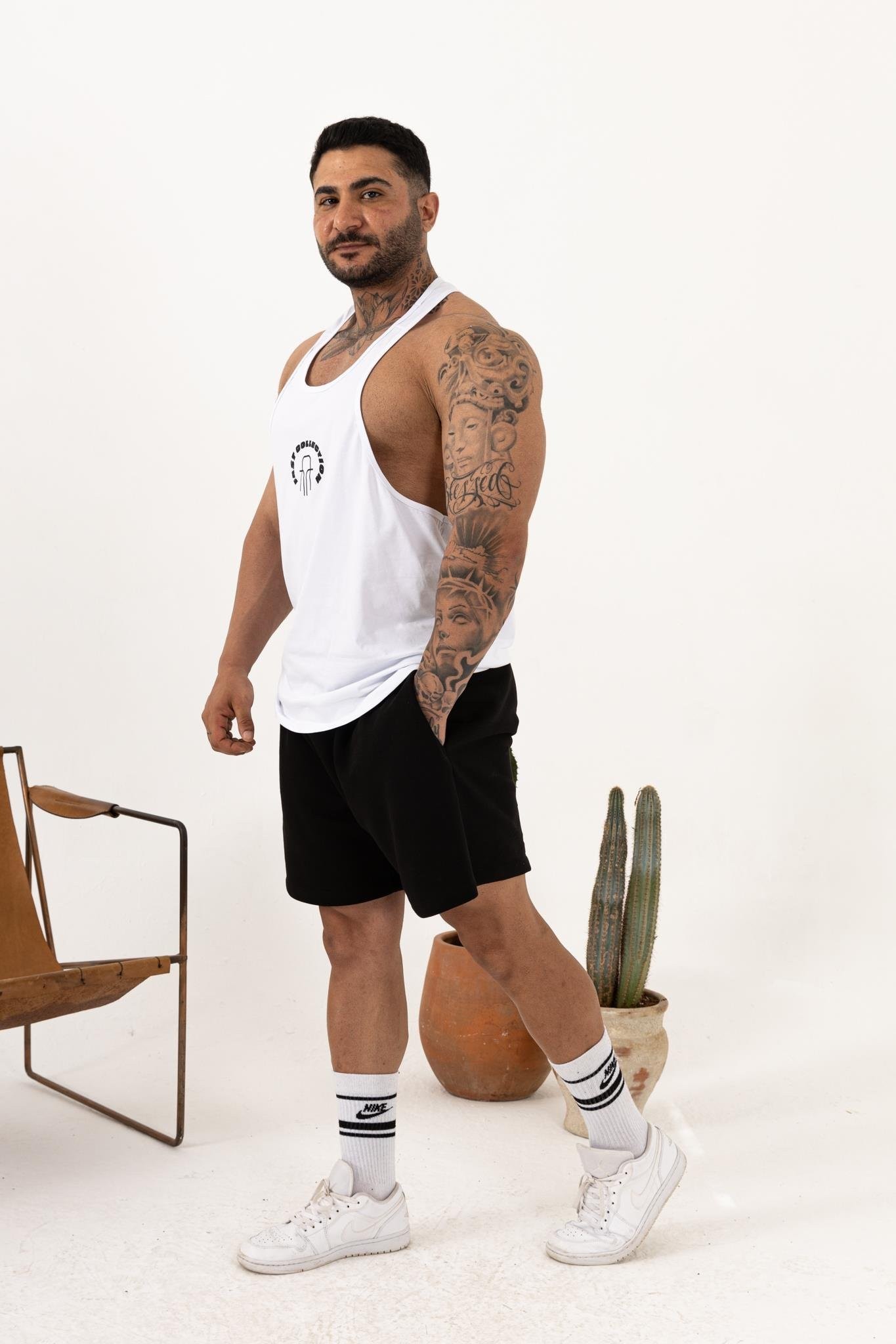 Erkek Beyaz Oversize Atlet – Fast Collection Logo Baskılı Sporcu Kesim