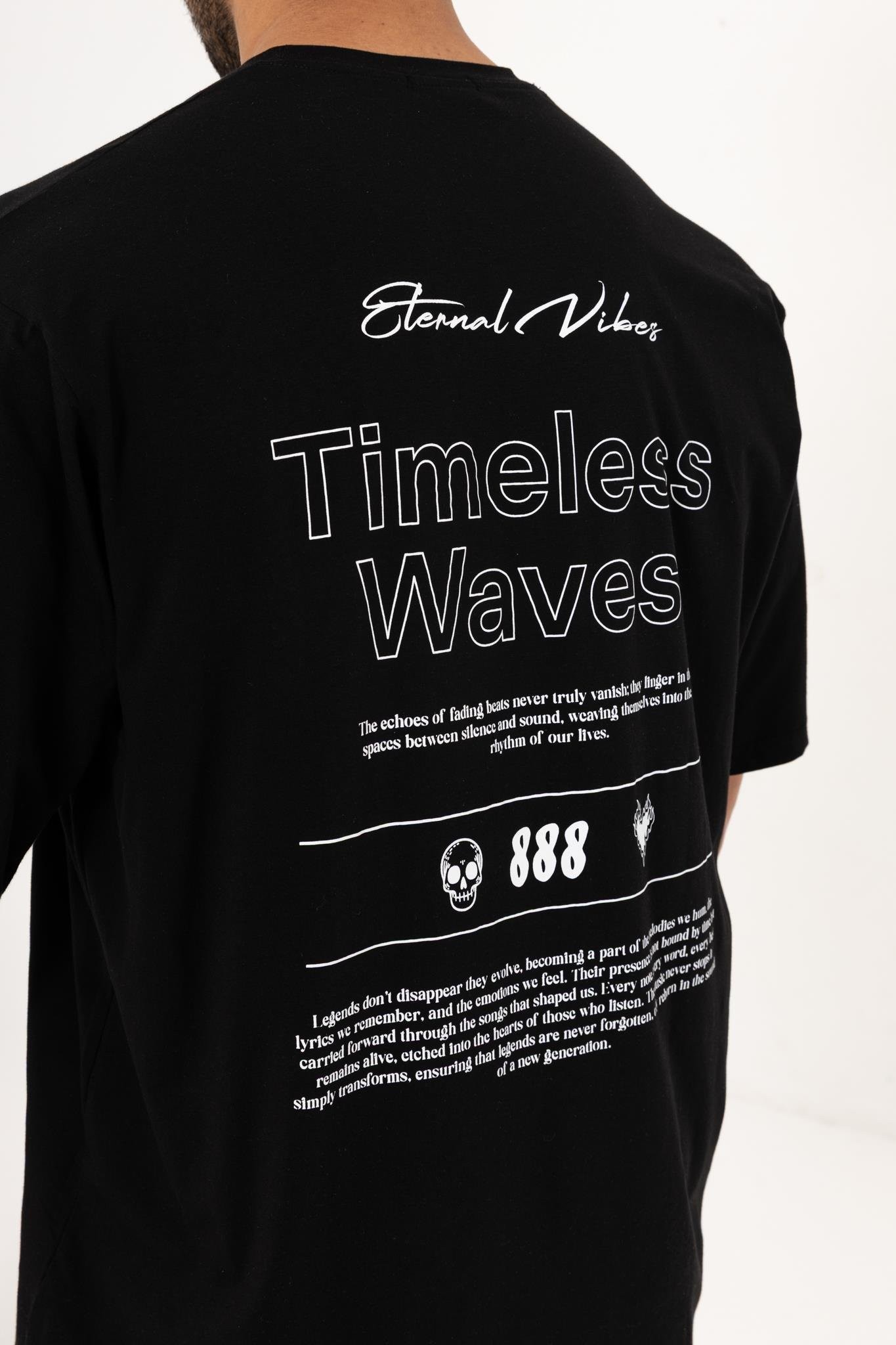 Timeless Waves Siyah Oversize T-Shirt – Erkek Sokak Modası %100 Pamuk