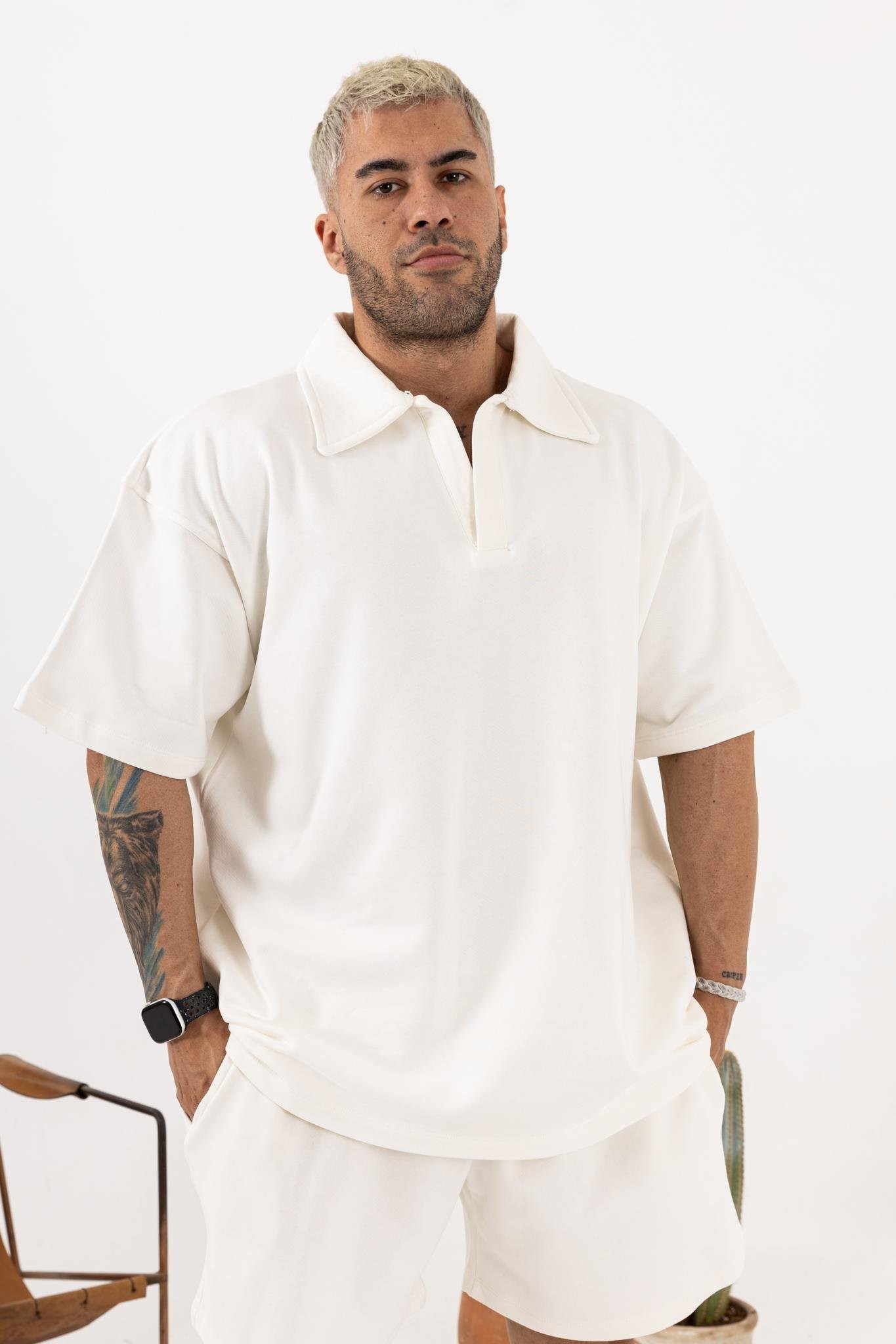 Erkek Polo Yaka Oversize Beyaz T-Shirt – Şık ve Rahat %100 Pamuk