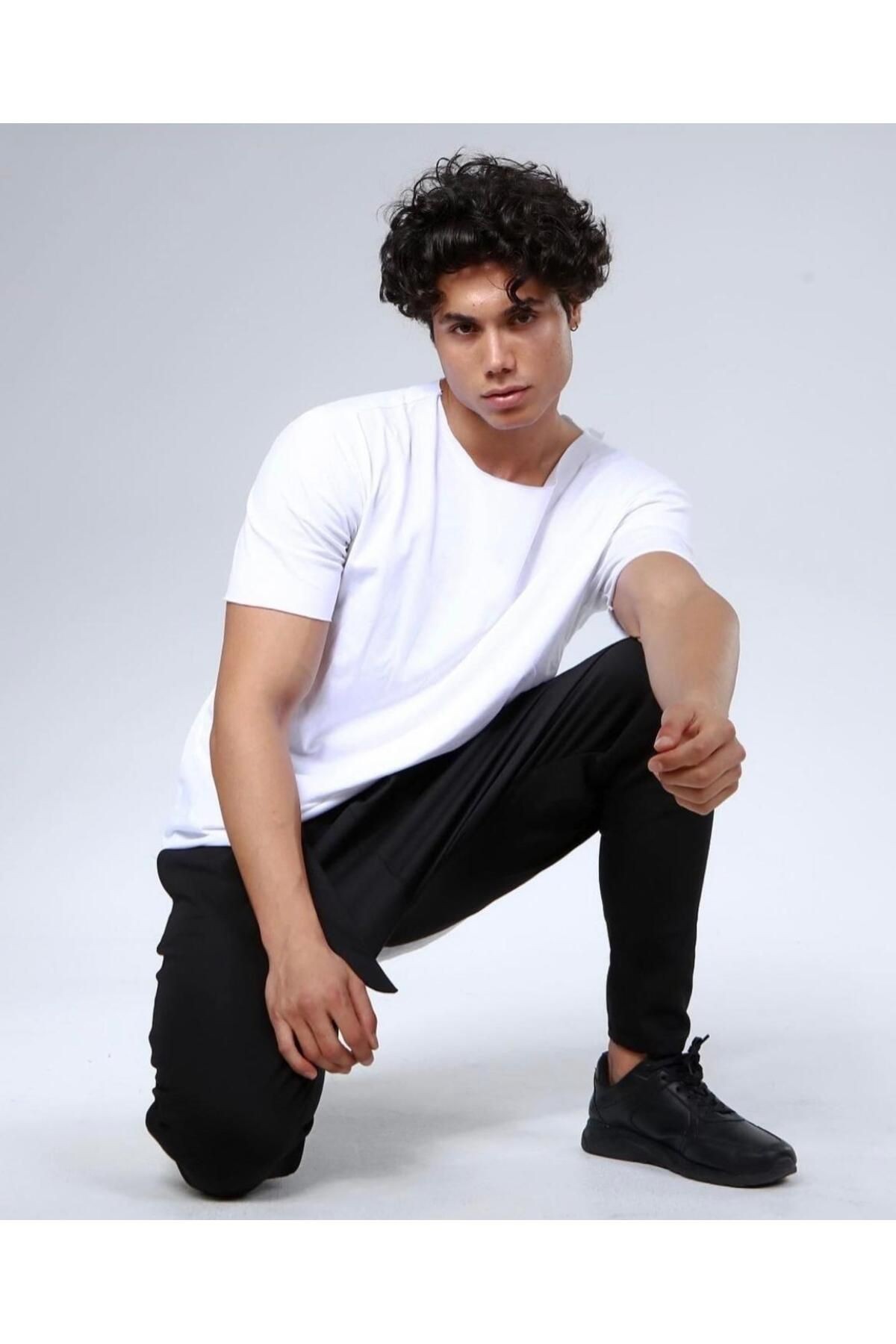 QuickPrep Beyaz Basic Erkek Tişört – Slim Fit | Günlük ve Spor Kullanım