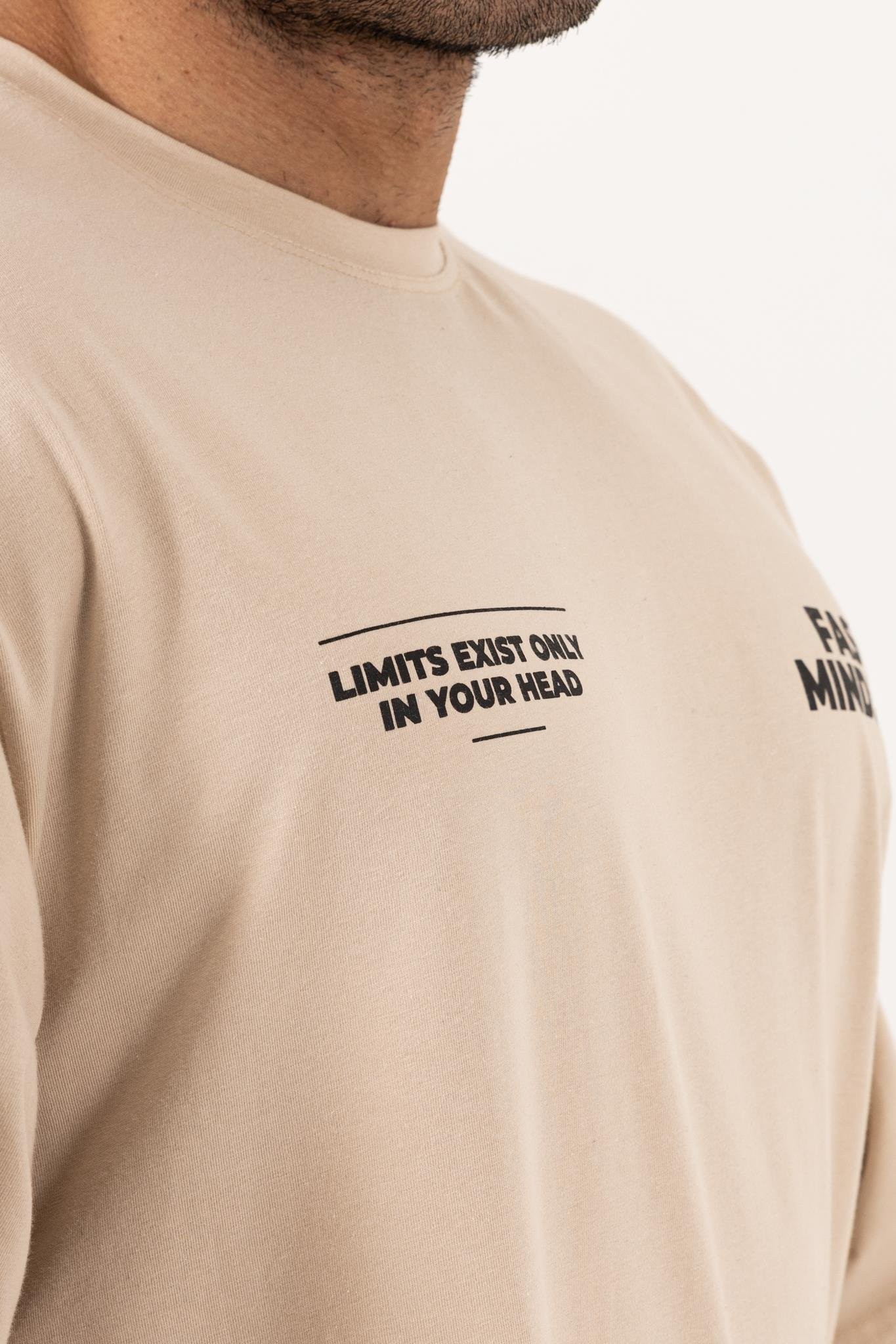 Fast Mindset Baskılı Oversize Bej T-Shirt – Erkek Spor ve Günlük Giyim