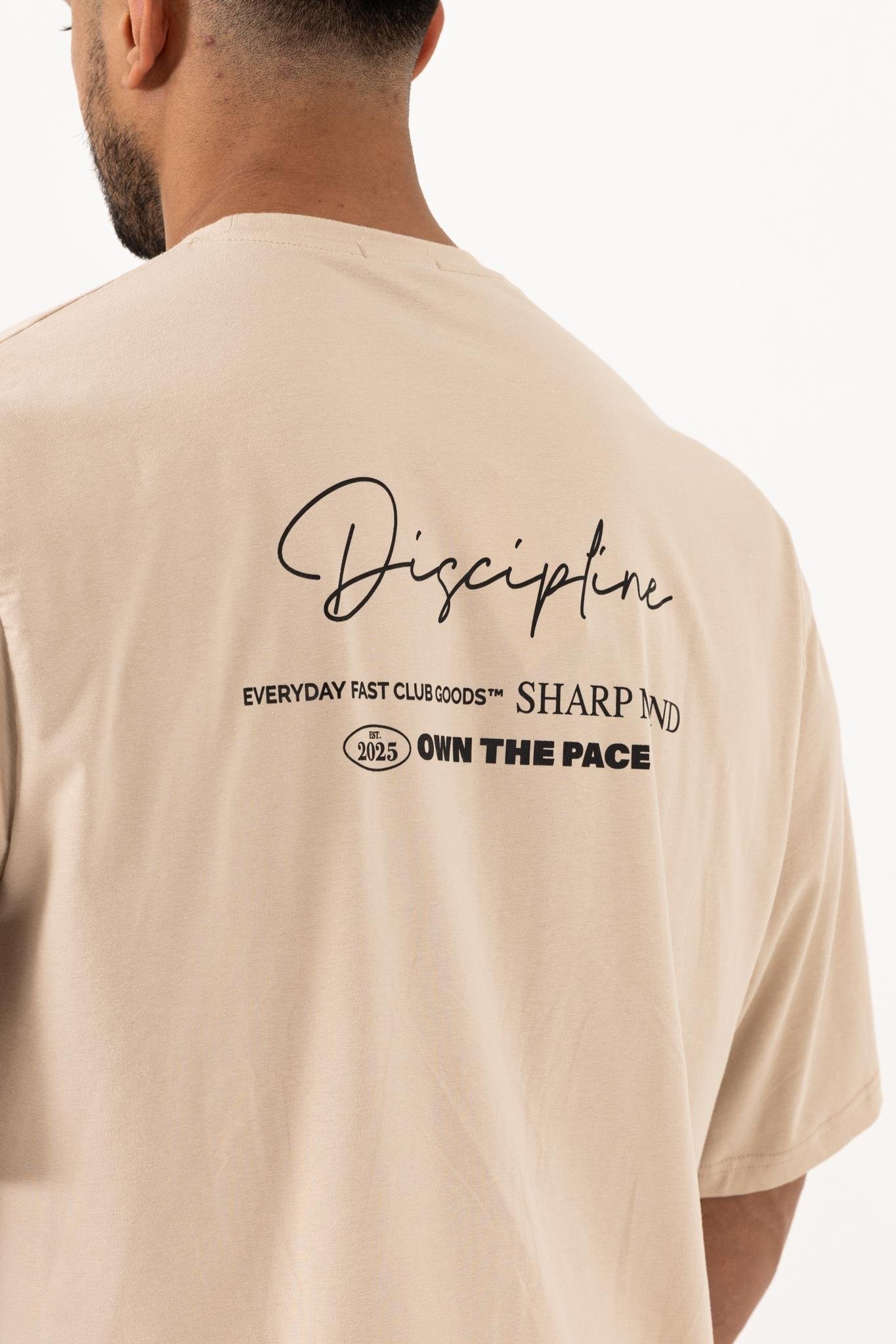 Oversize Bej T-Shirt – Erkek Rahat Kalıp Günlük Giyim (Discipline Baskılı)