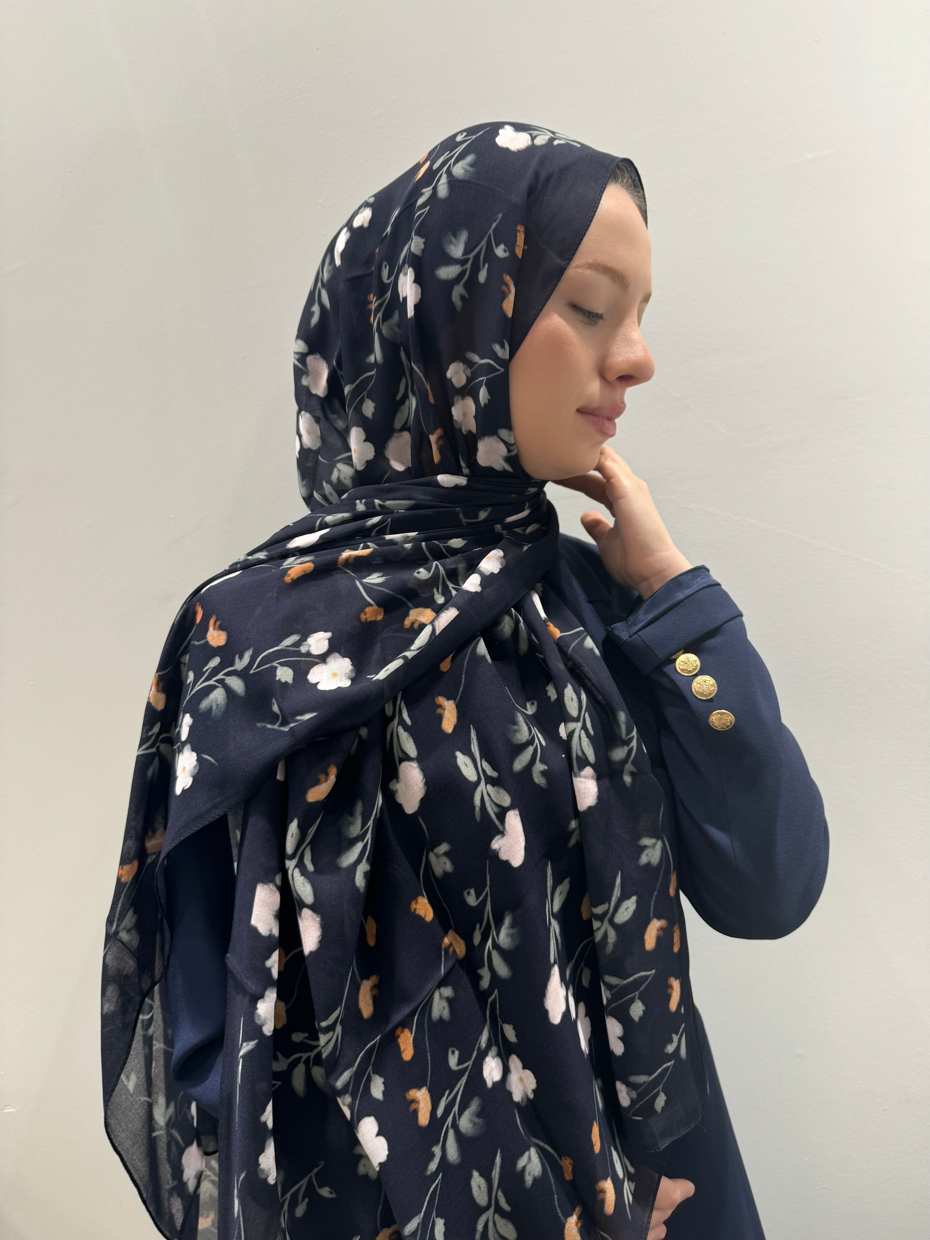 Rami Serisi Soft Flowers Desenli Şal
