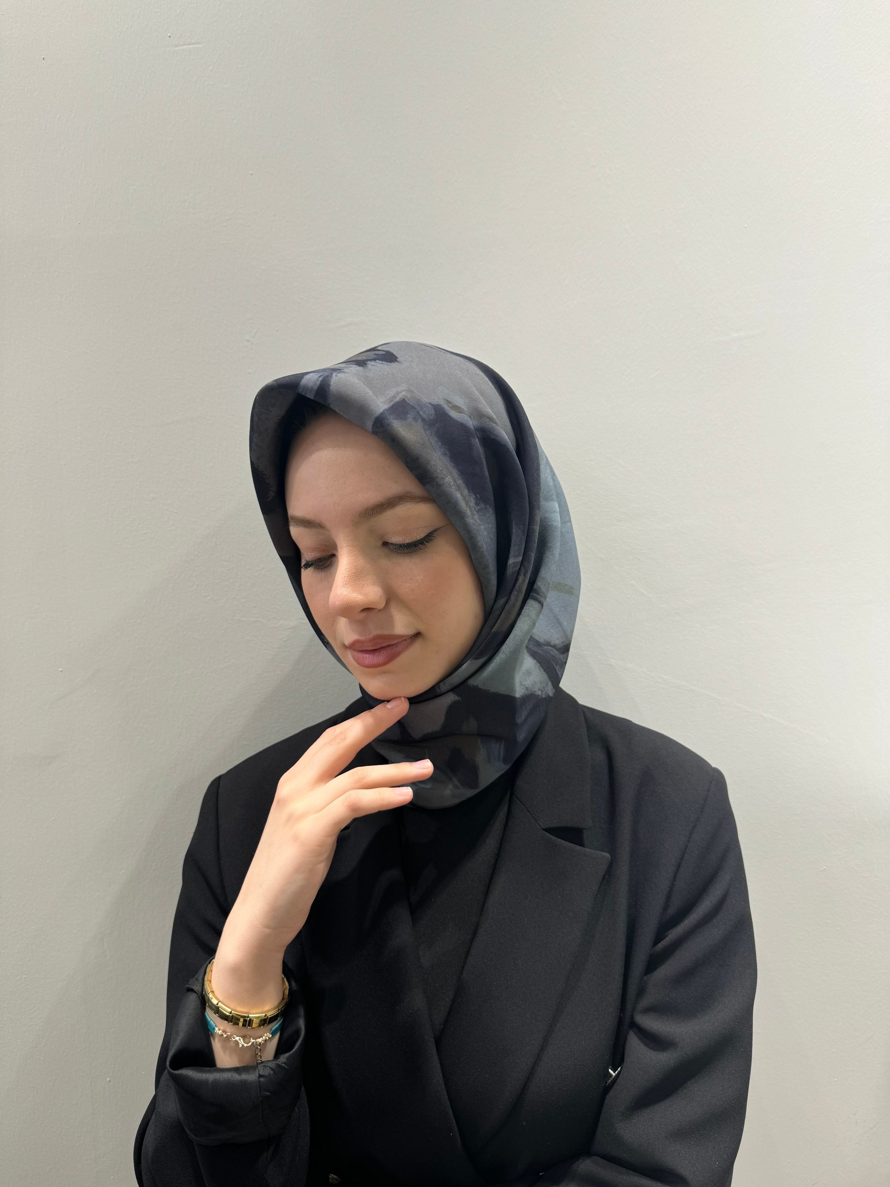 All Day Comfort Serisi  Noa Desenli Eşarp
