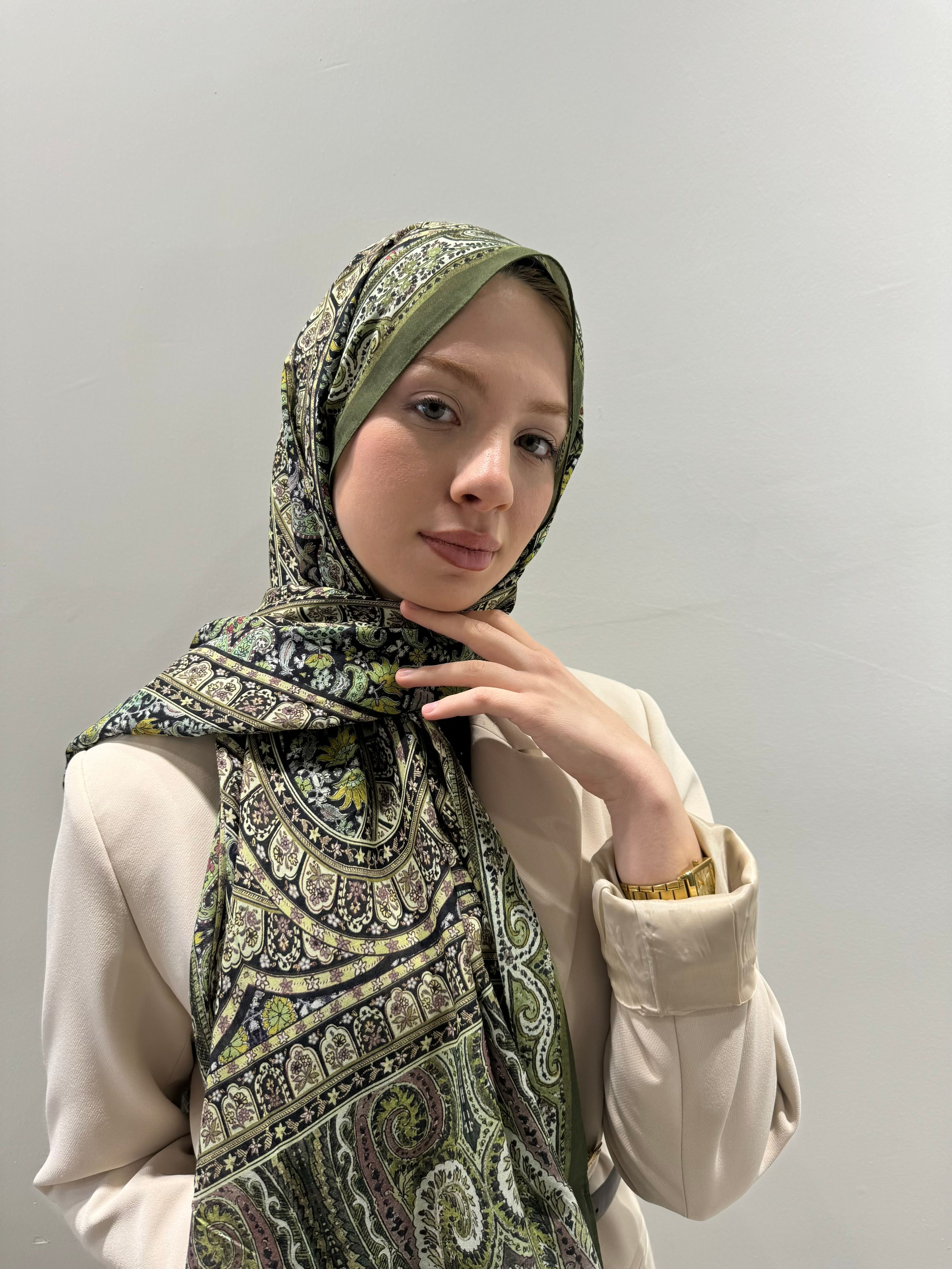 Bohemian Breeze Serisi Nordic Desenli Şal 