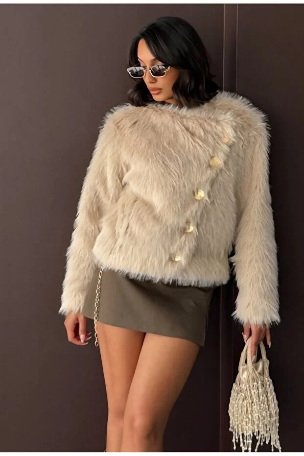 Düğme Detaylı Uzun Kollu Suni Kürk Ceket