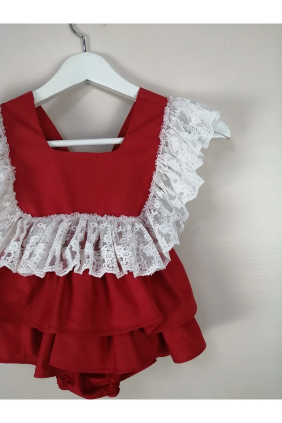 Kız Çocuk Kırmızı Dantelli Tulum