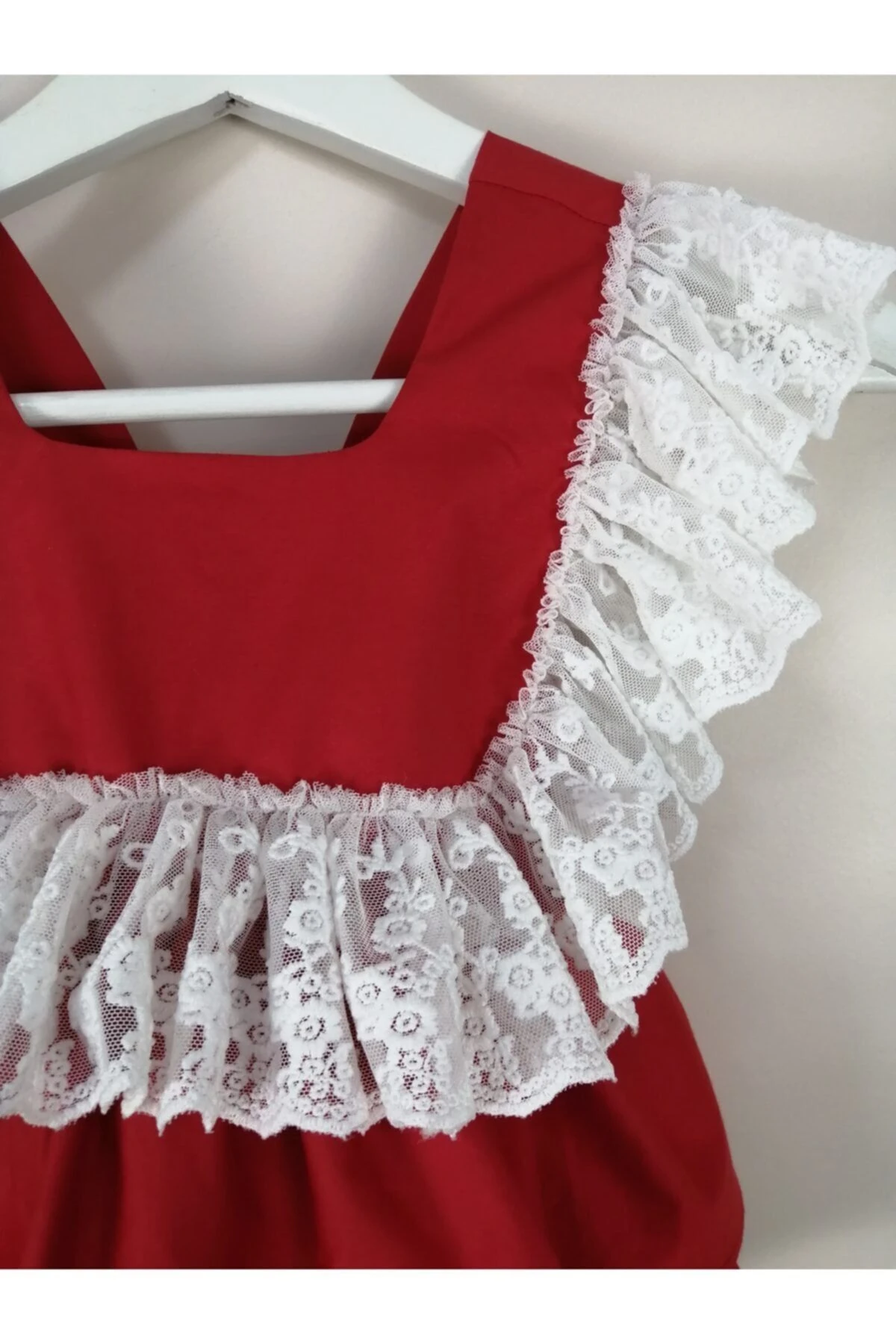 Kız Çocuk Kırmızı Dantelli Tulum